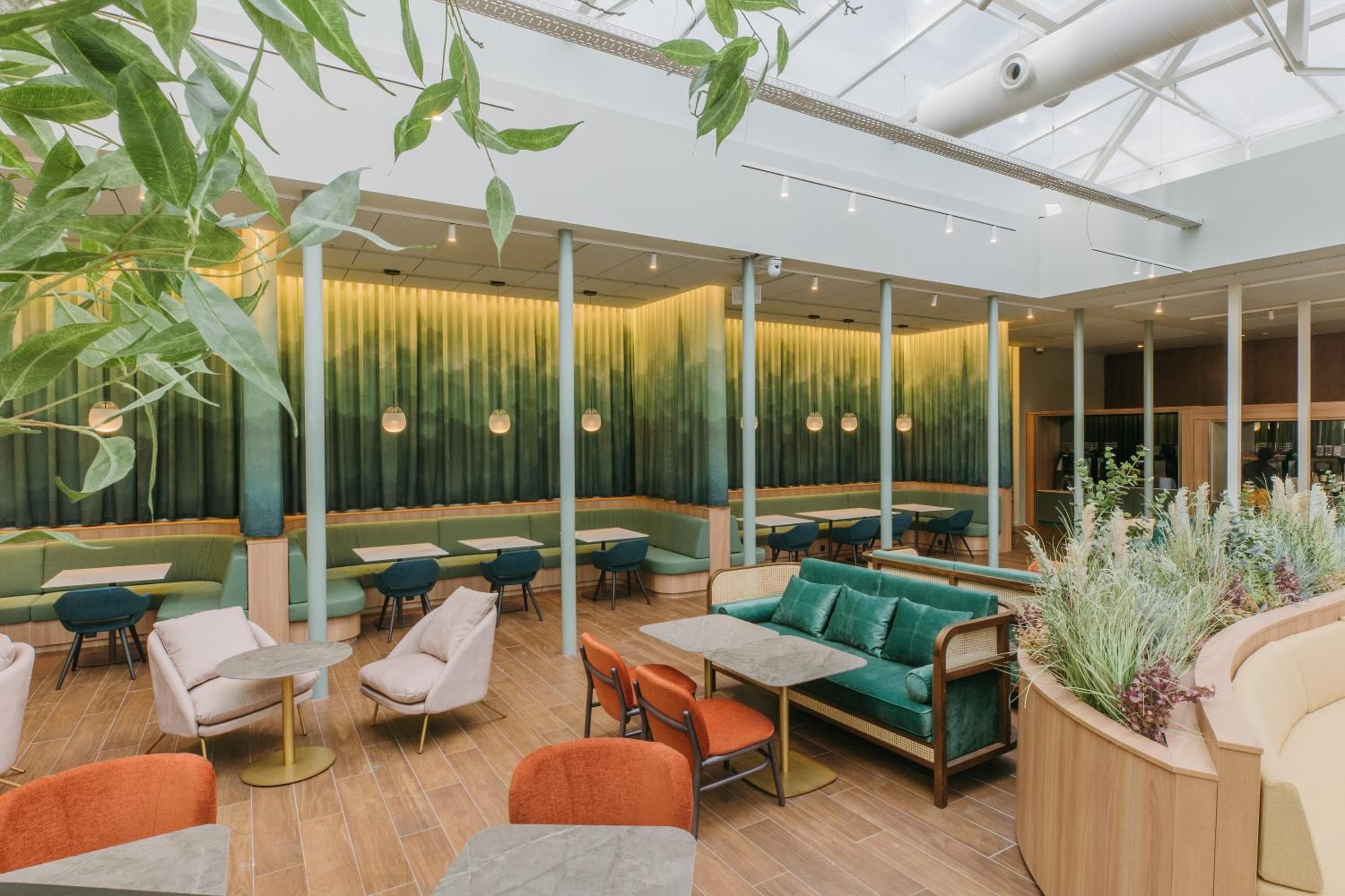 Catalonia Barcelona Plaza: lounge