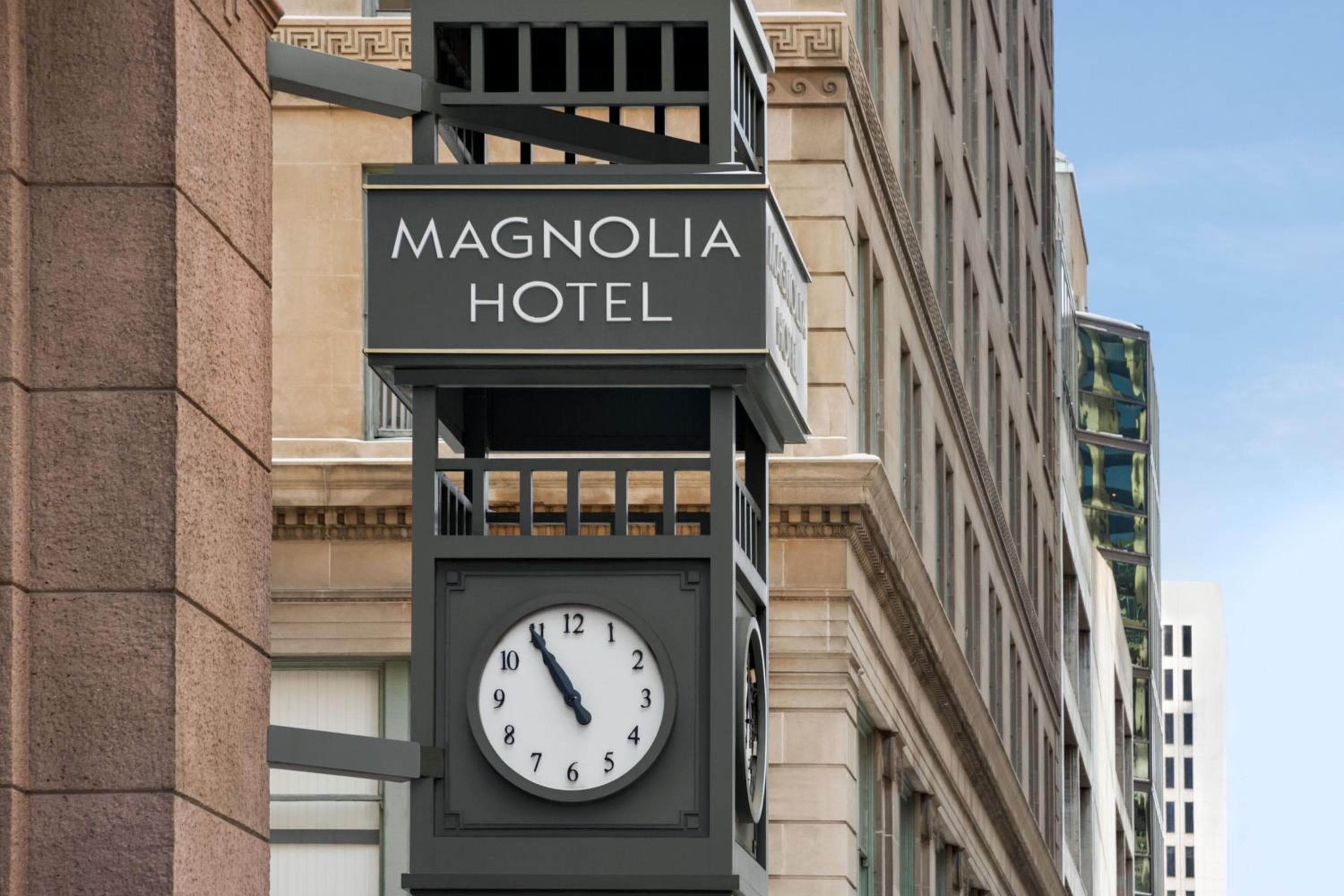 Magnolia Hotel Denver, a Tribute Portfolio Hotel: building