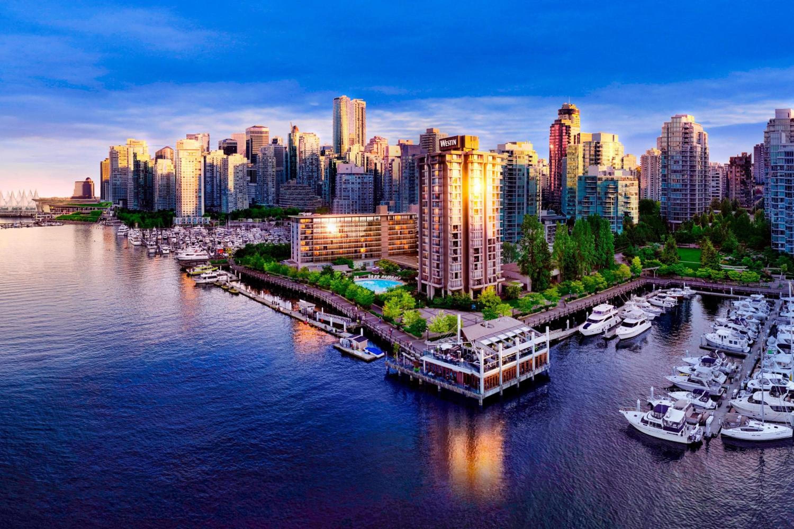 The Westin Bayshore, Vancouver: building