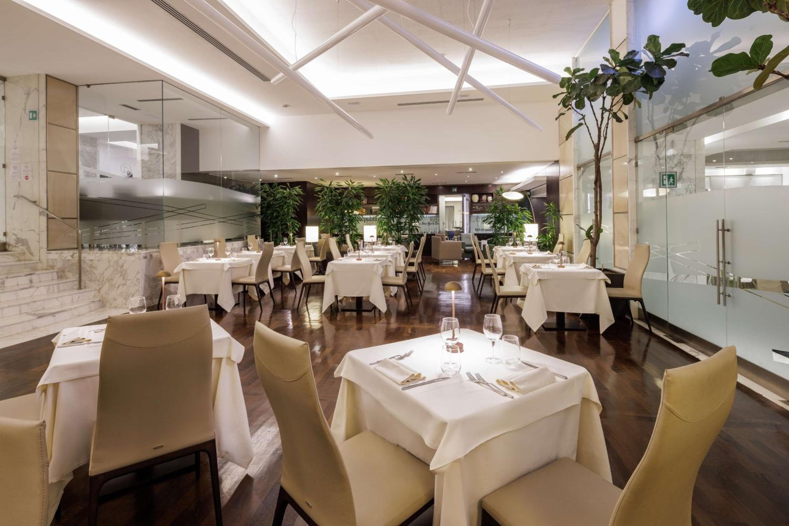 Best Western Plus Hotel Universo: dining