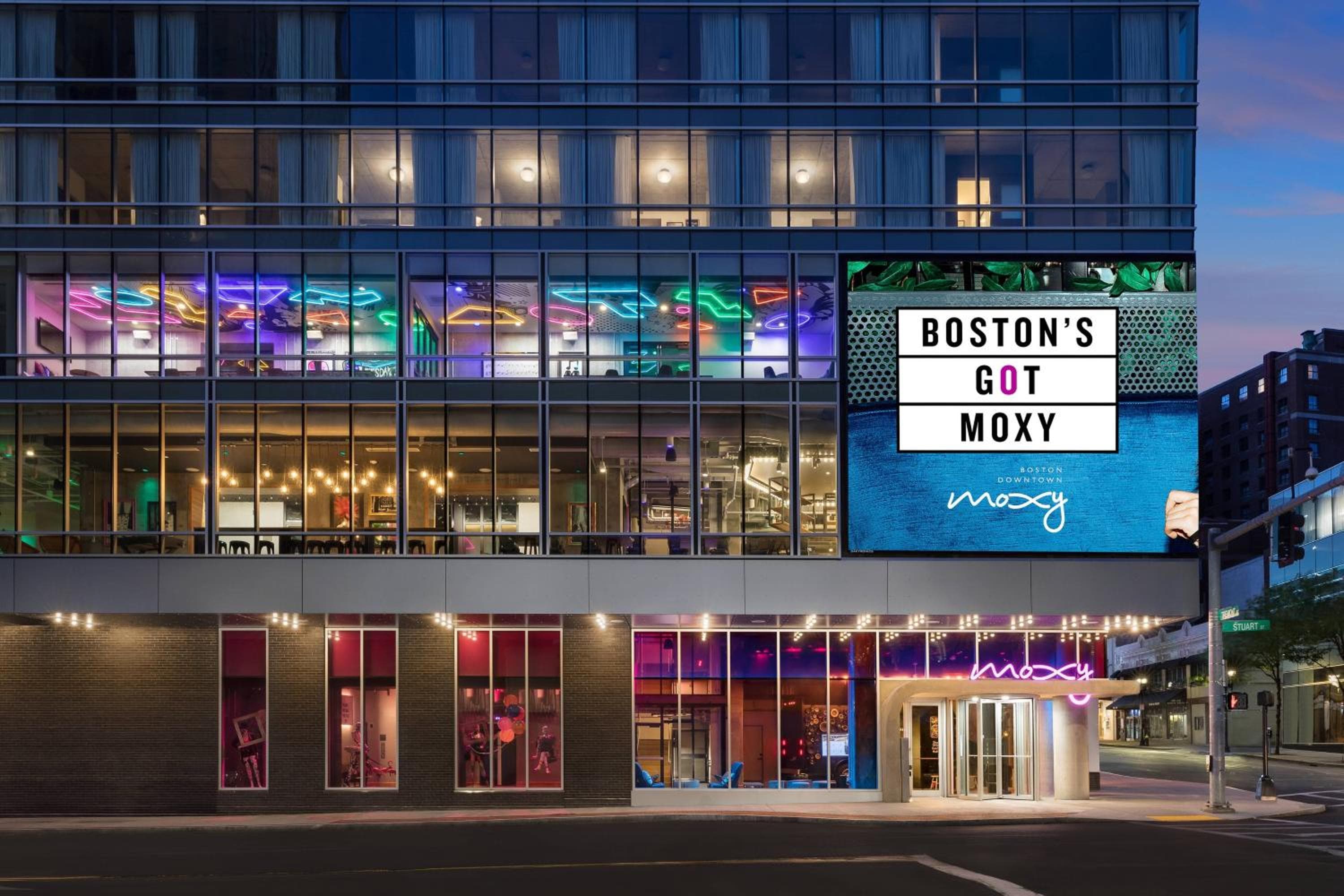 Moxy Boston Downtown: building