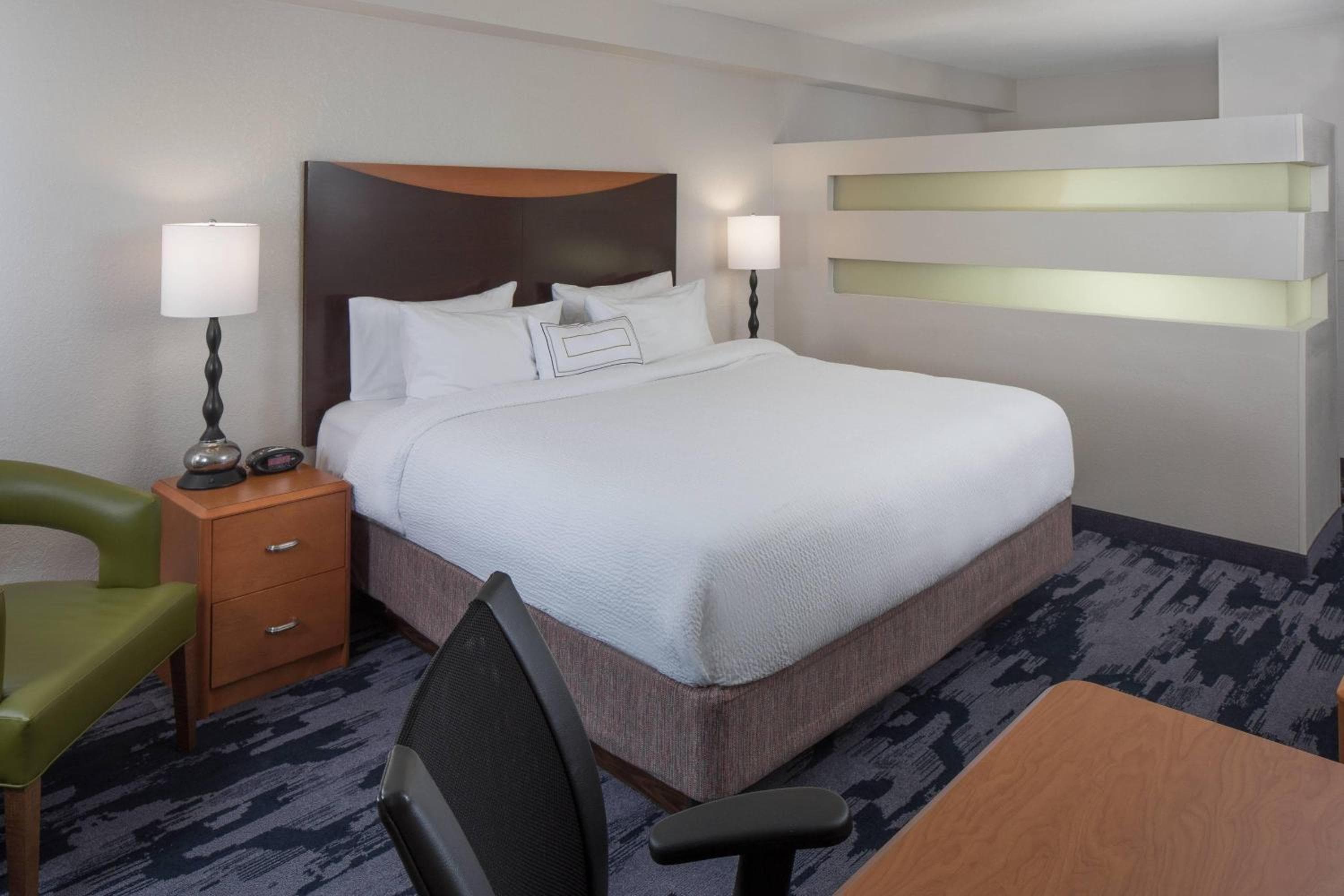 Fairfield Inn & Suites by Marriott Orlando Lake Buena Vista