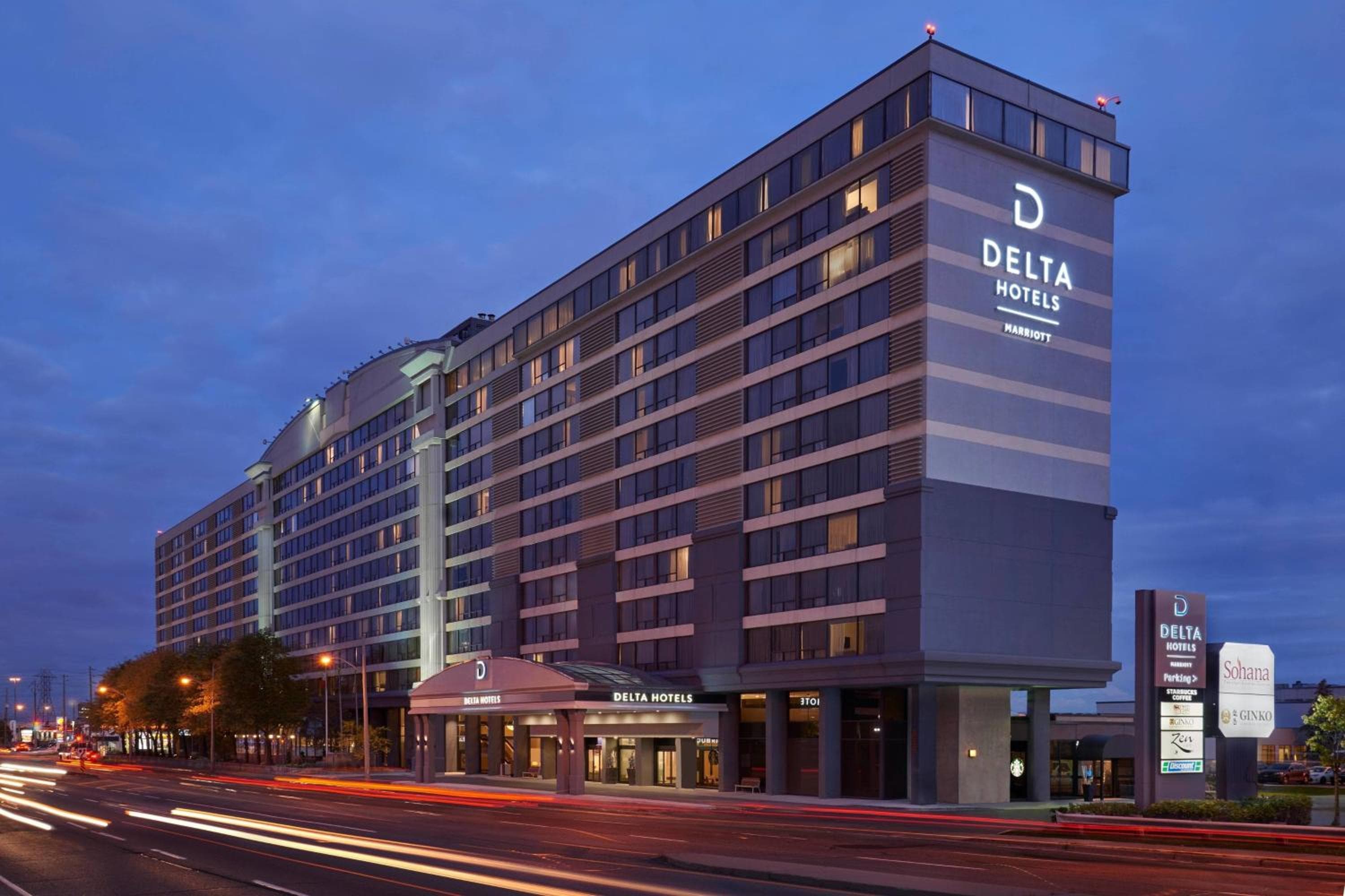 Delta Hotels by Marriott Toronto Airport & Conference Centre: building