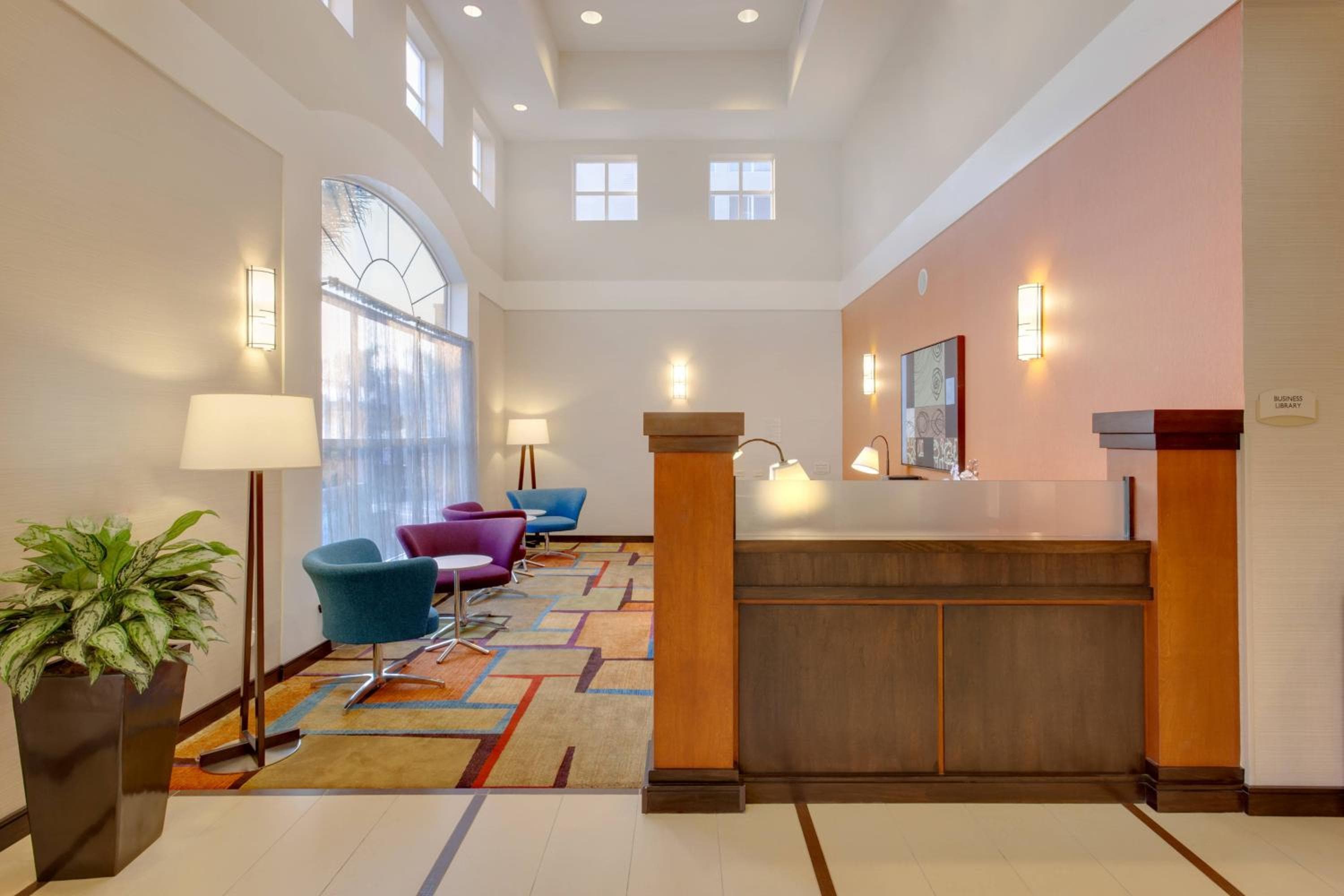 Fairfield Inn & Suites by Marriott San Francisco Airport: recepcion & lobby