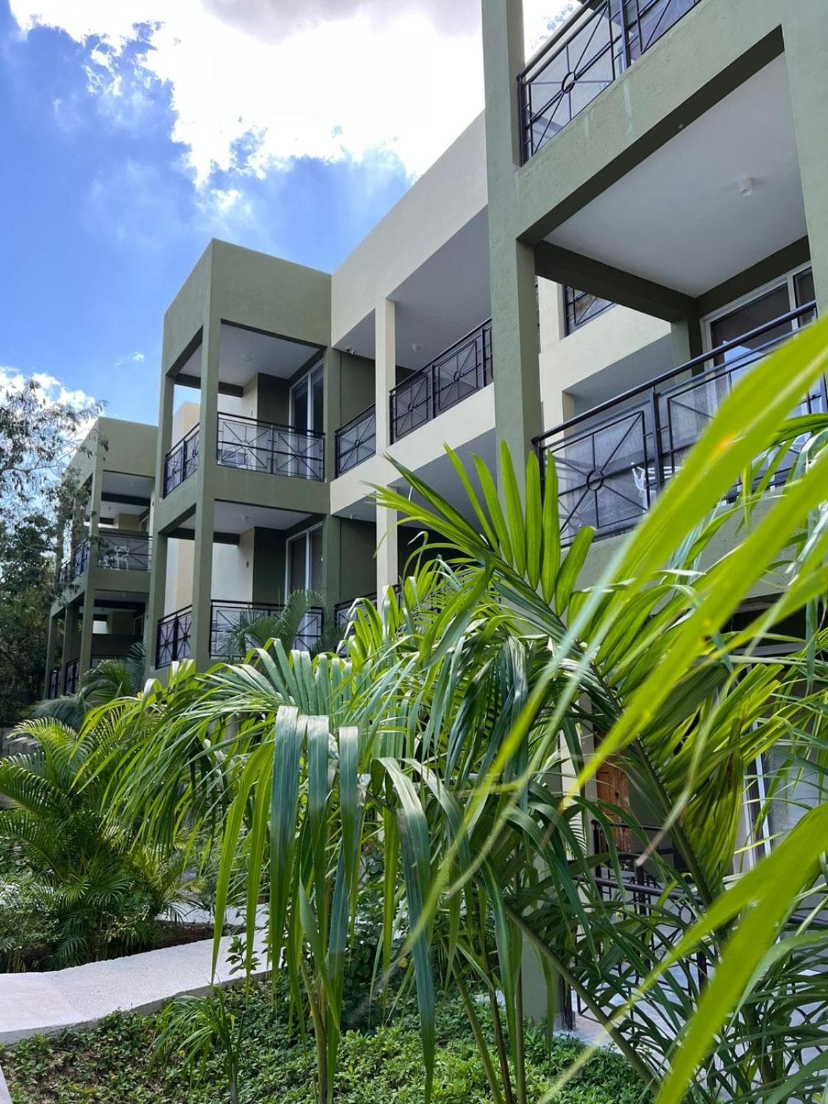 LOL-HA Cancún Hotel Boutique: building