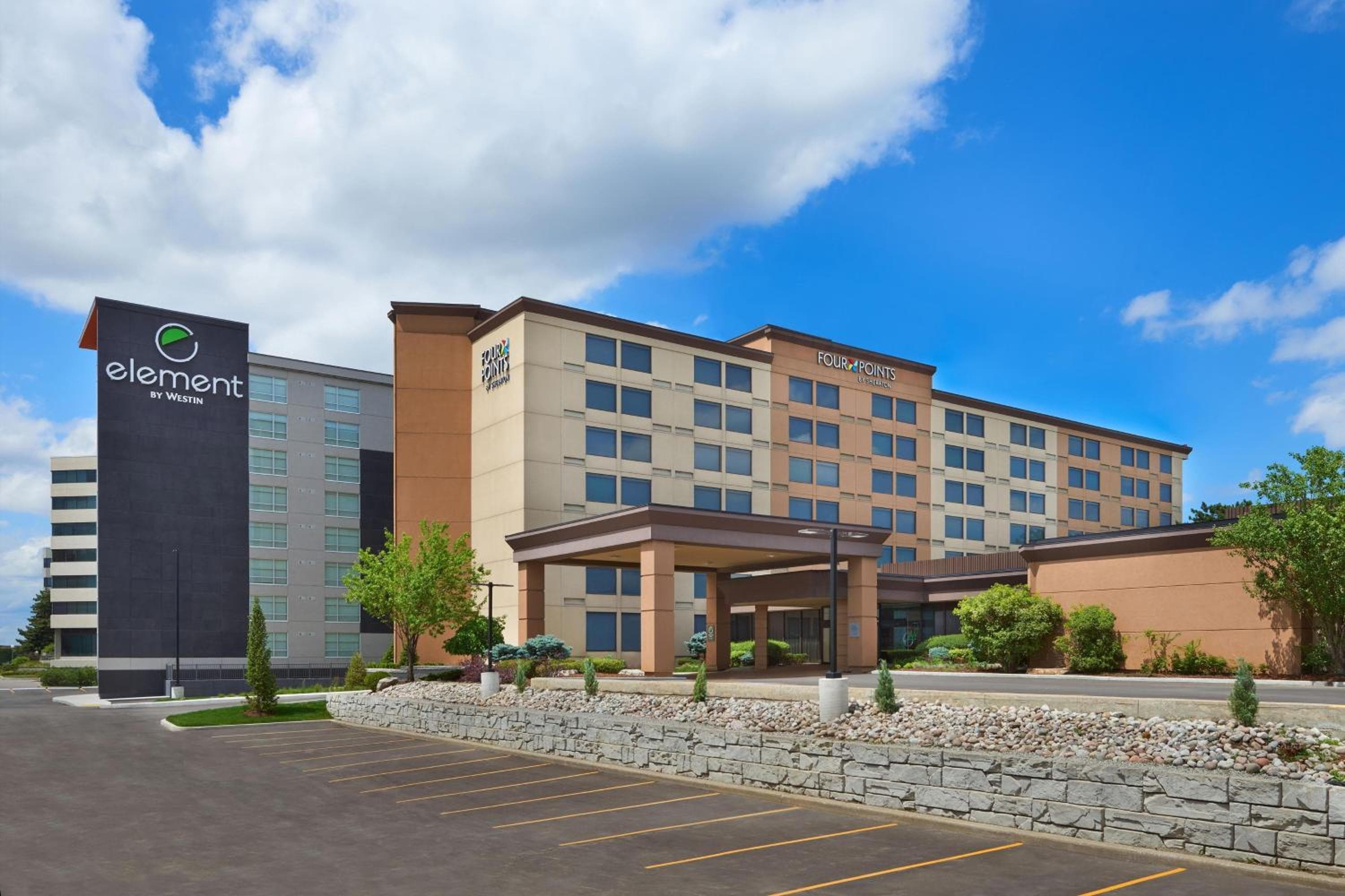 Four Points by Sheraton Toronto Airport: building