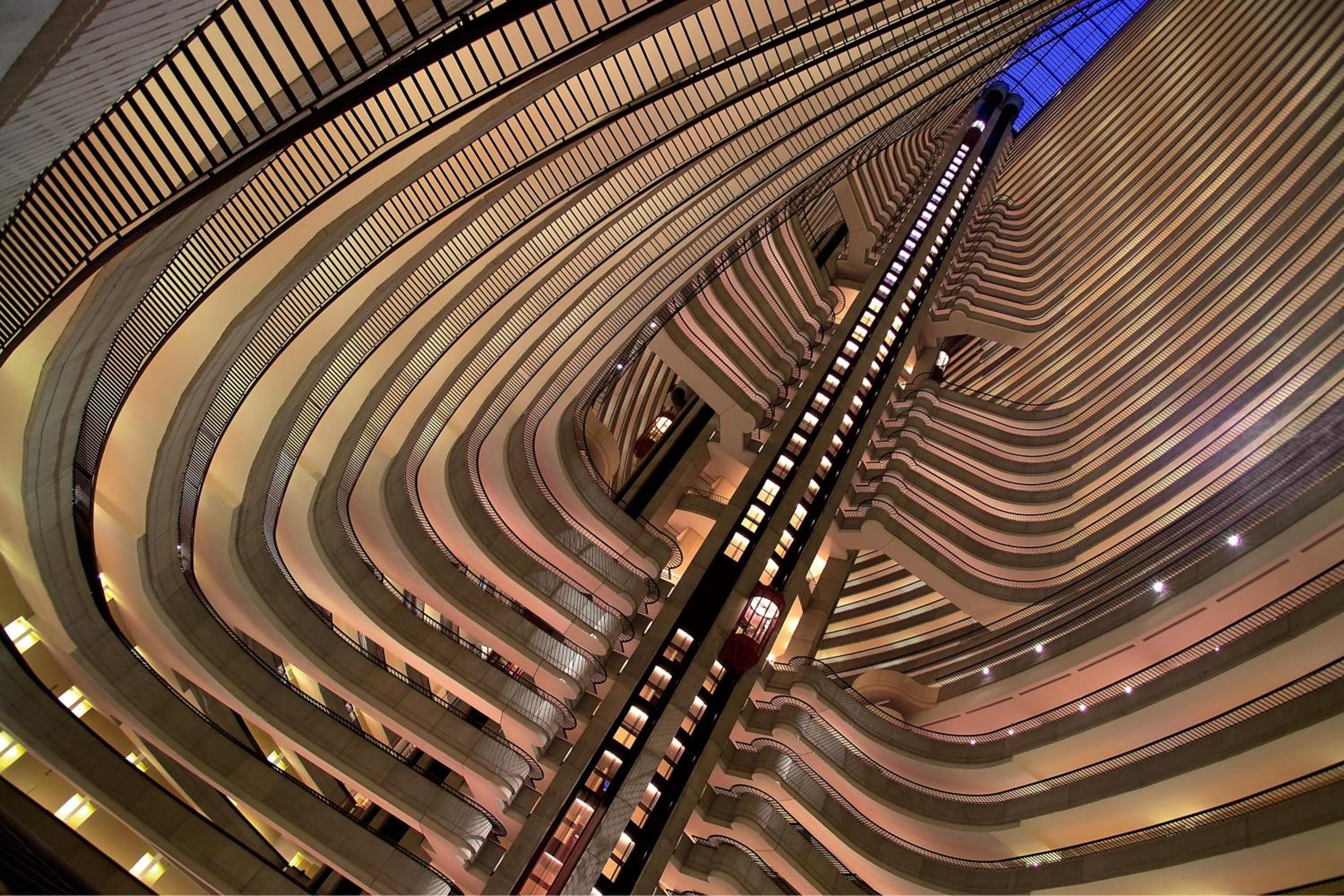 Atlanta Marriott Marquis: building