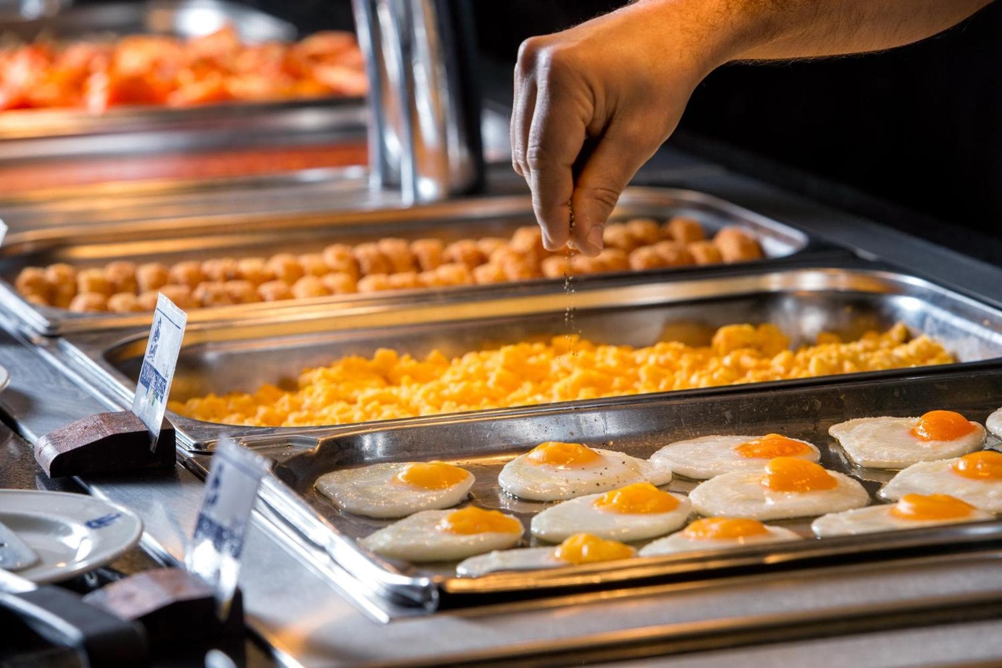 President Hotel: breakfast buffet