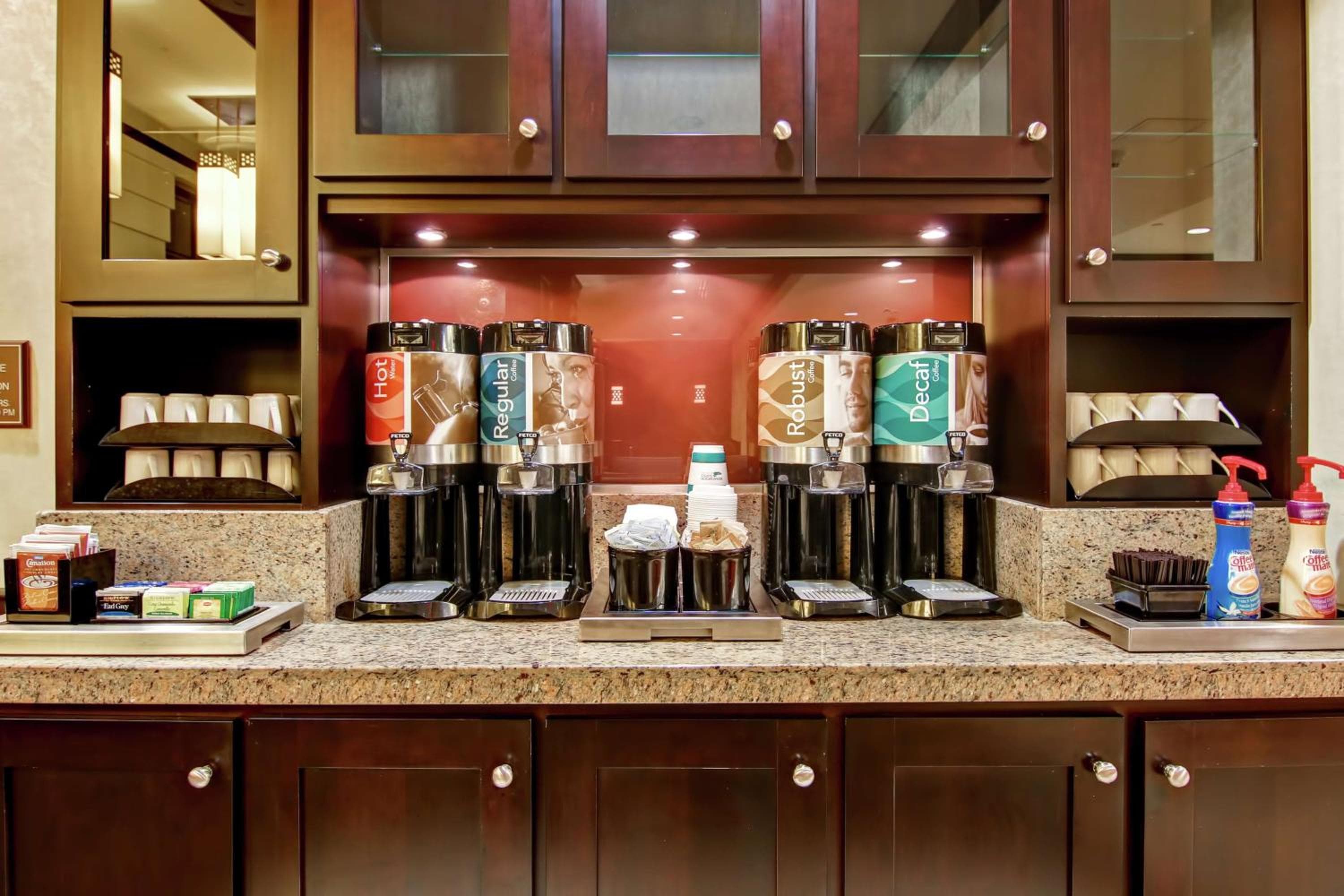 Homewood Suites by Hilton Toronto Airport Corporate Centre