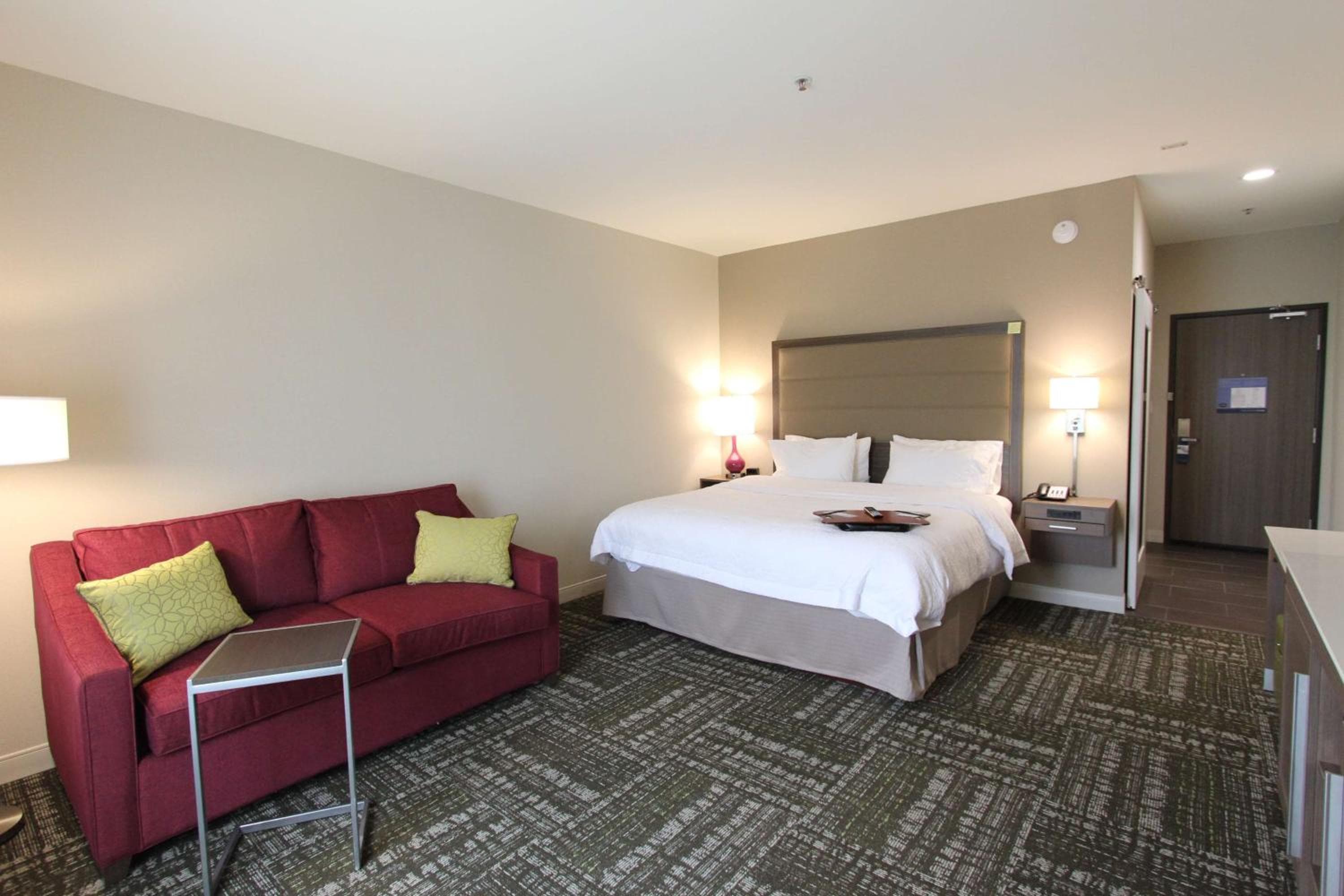 Hampton Inn & Suites Dallas Market Center