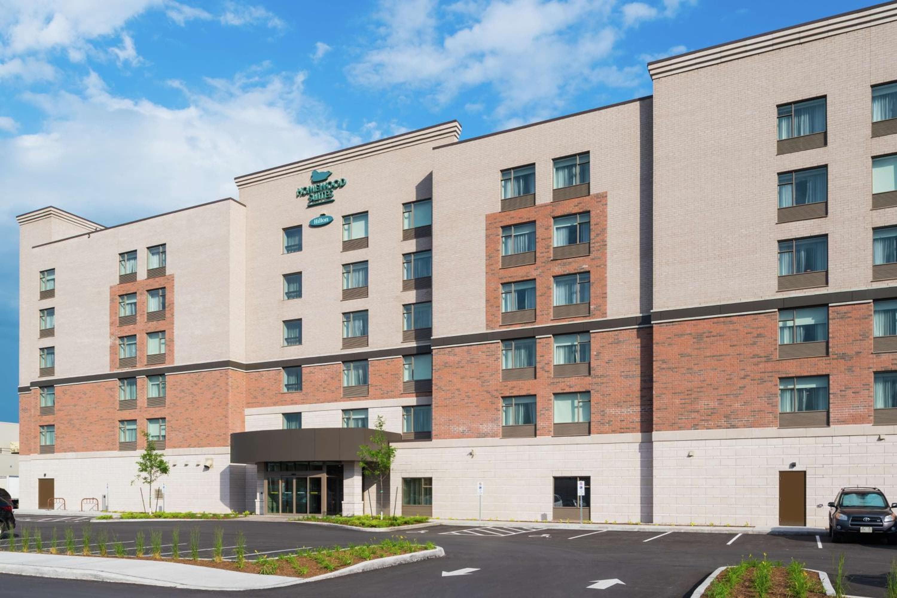 Homewood Suites By Hilton Ottawa Airport: building
