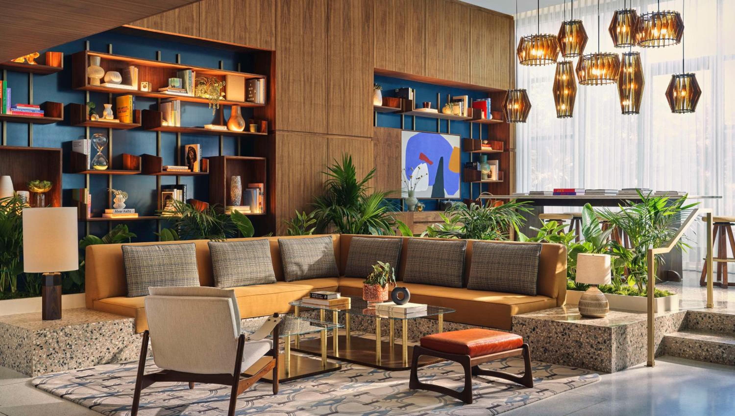 The Hollywood Grande, Autograph Collection: lounge
