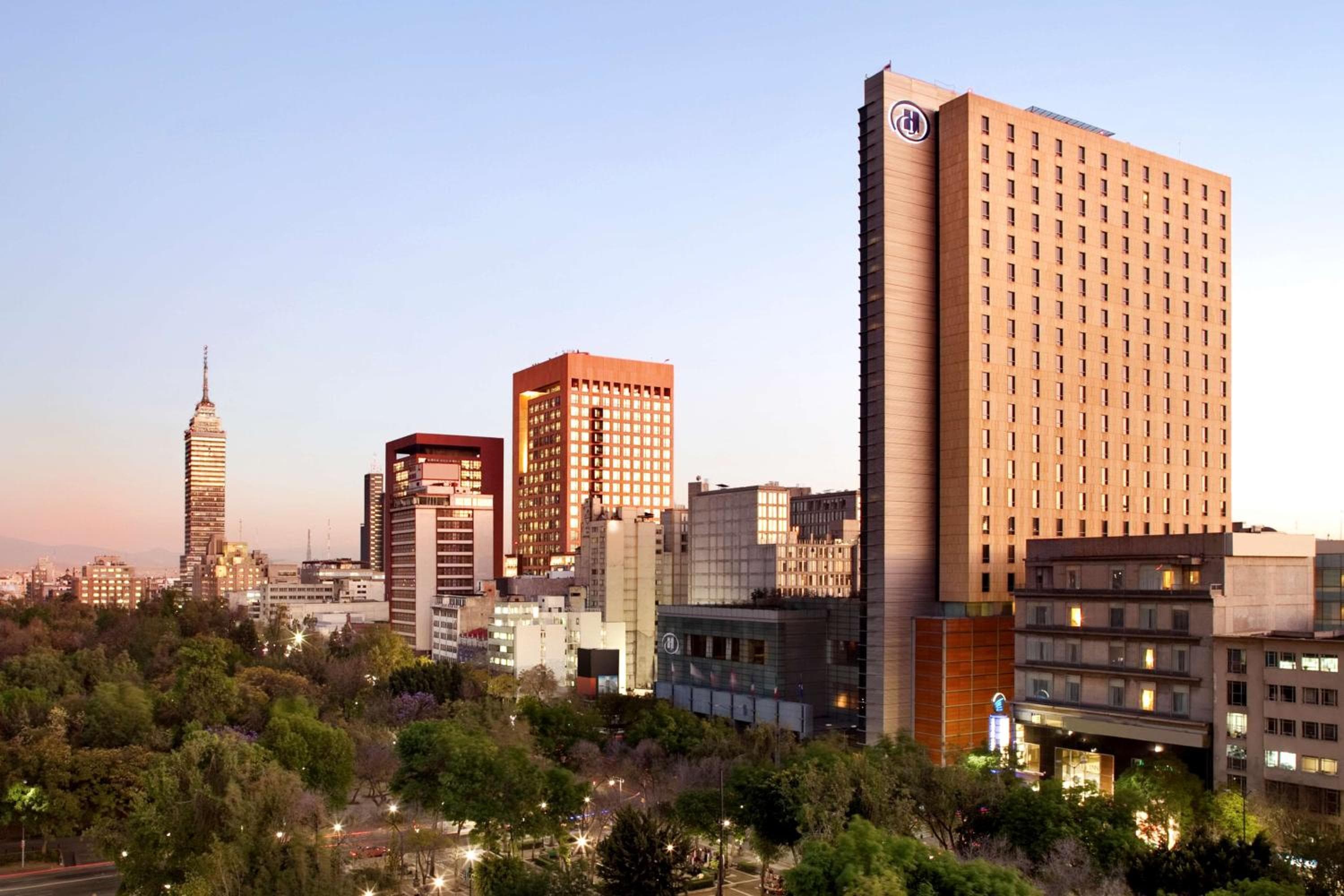 Hilton Mexico City Reforma: building