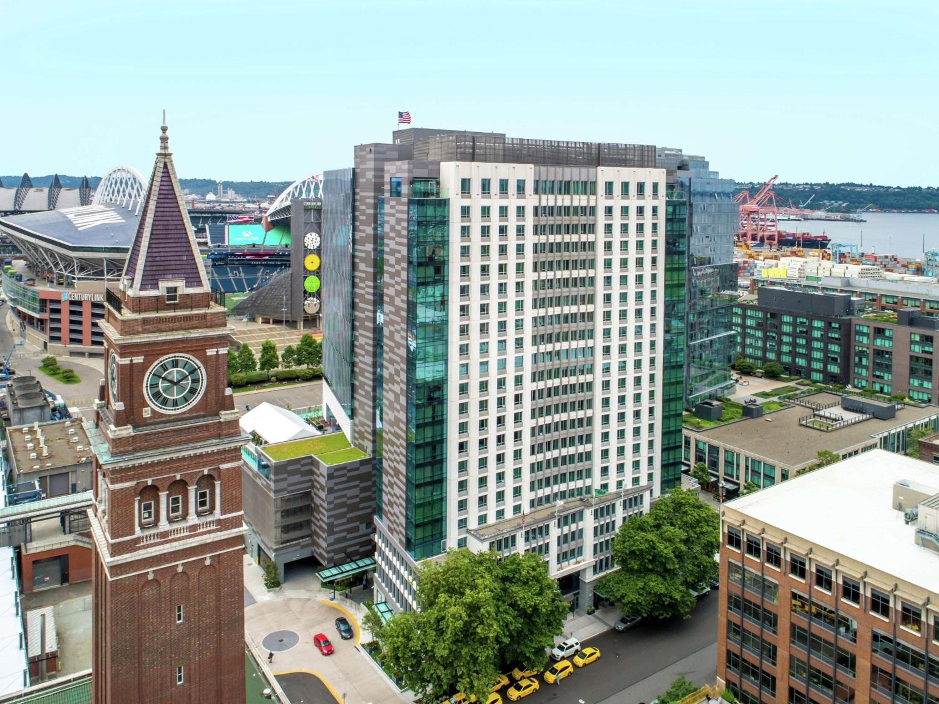 Embassy Suites By Hilton Seattle Downtown Pioneer Square: building