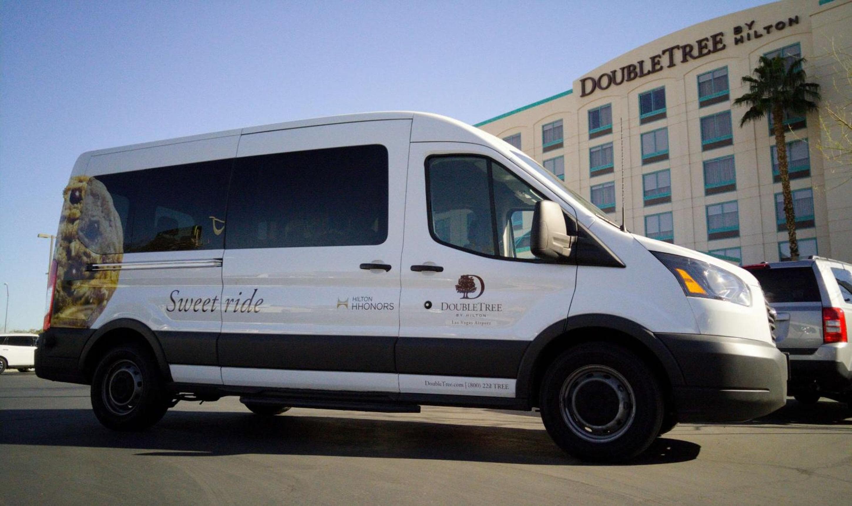 DoubleTree by Hilton Las Vegas Airport: parking