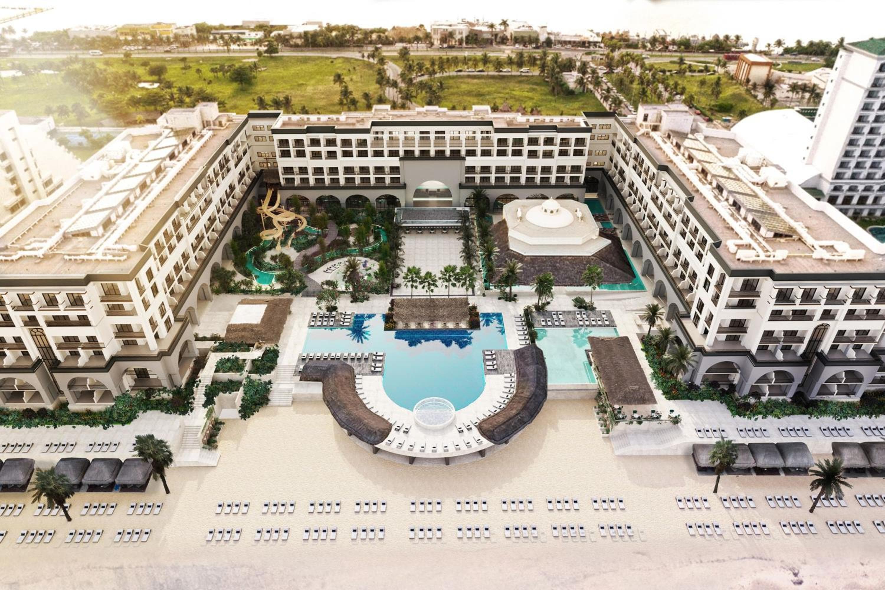 Marriott Cancun, An All-Inclusive Resort: building