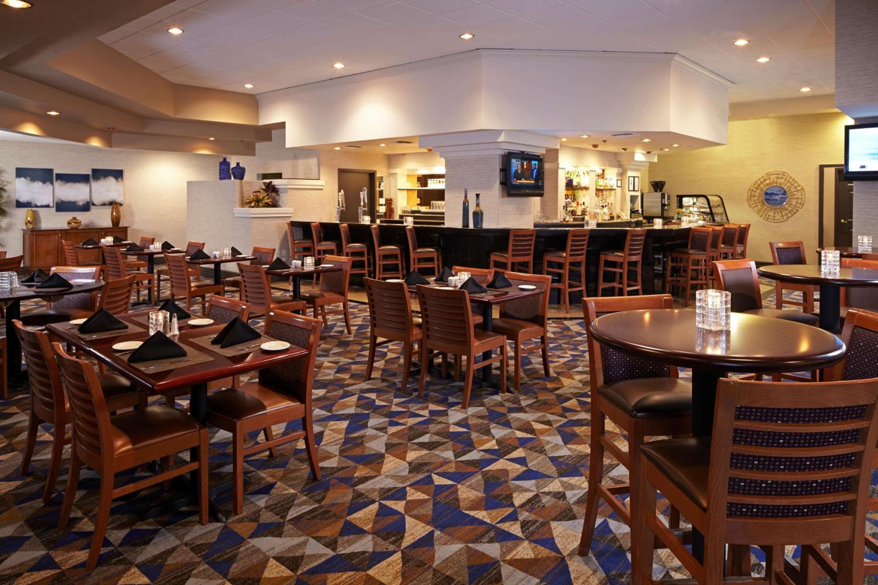 Embassy Suites Los Angeles - International Airport/North