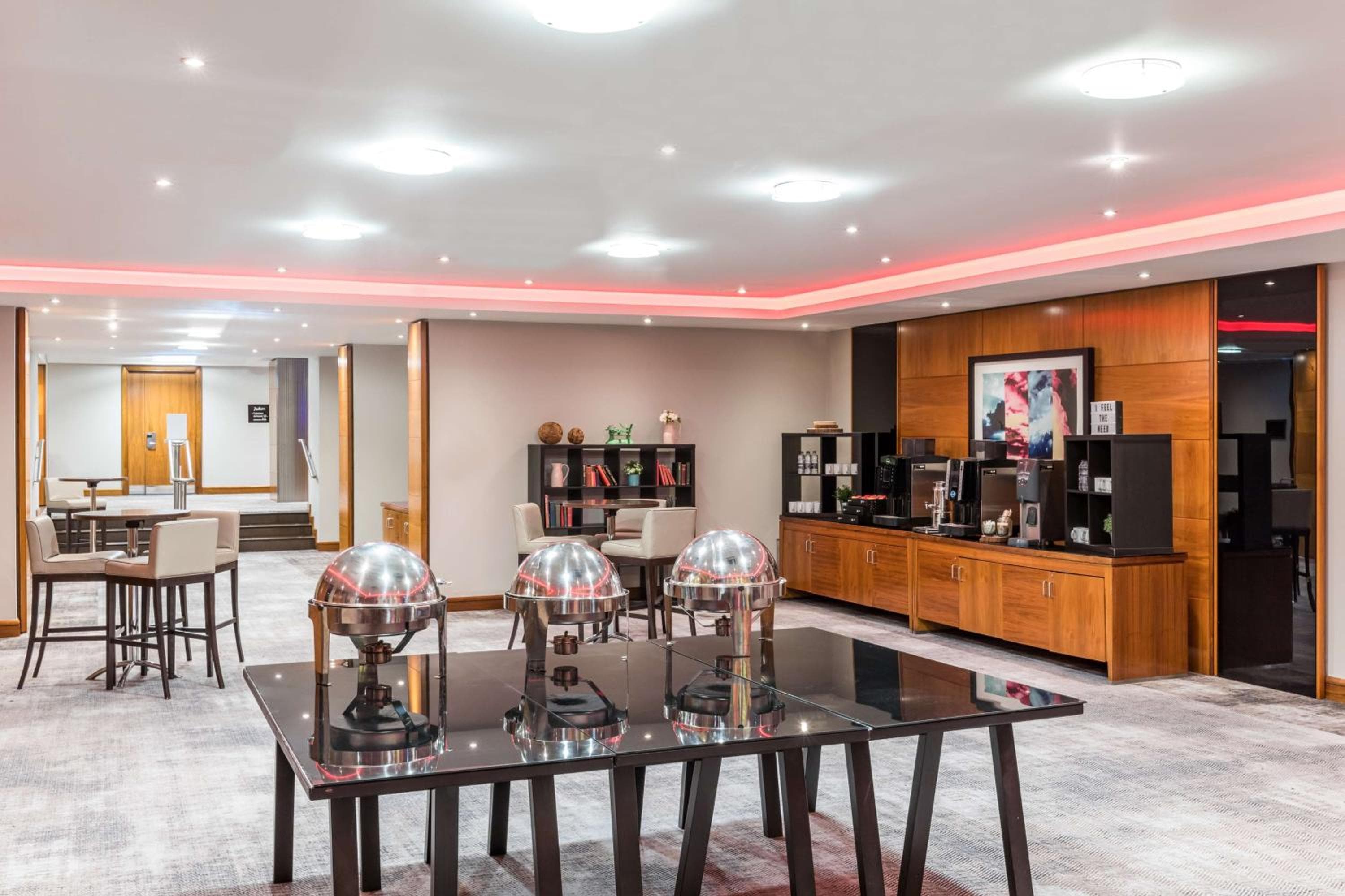 Radisson RED London Heathrow