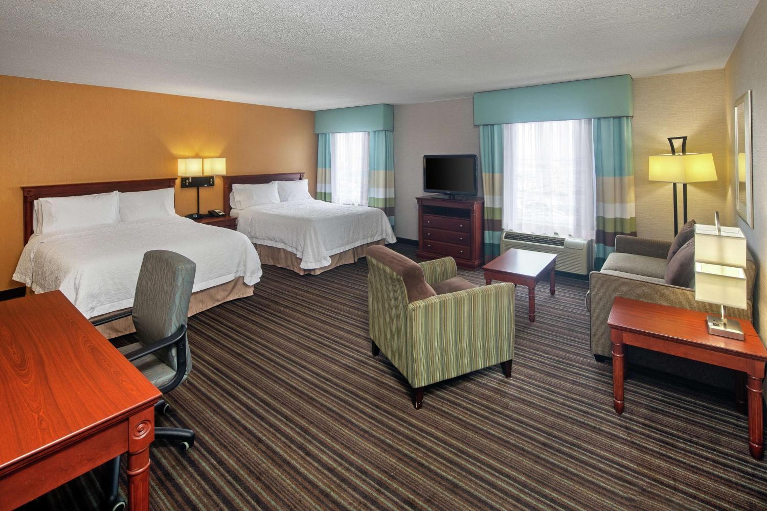 Hampton Inn & Suites by Hilton Toronto Airport