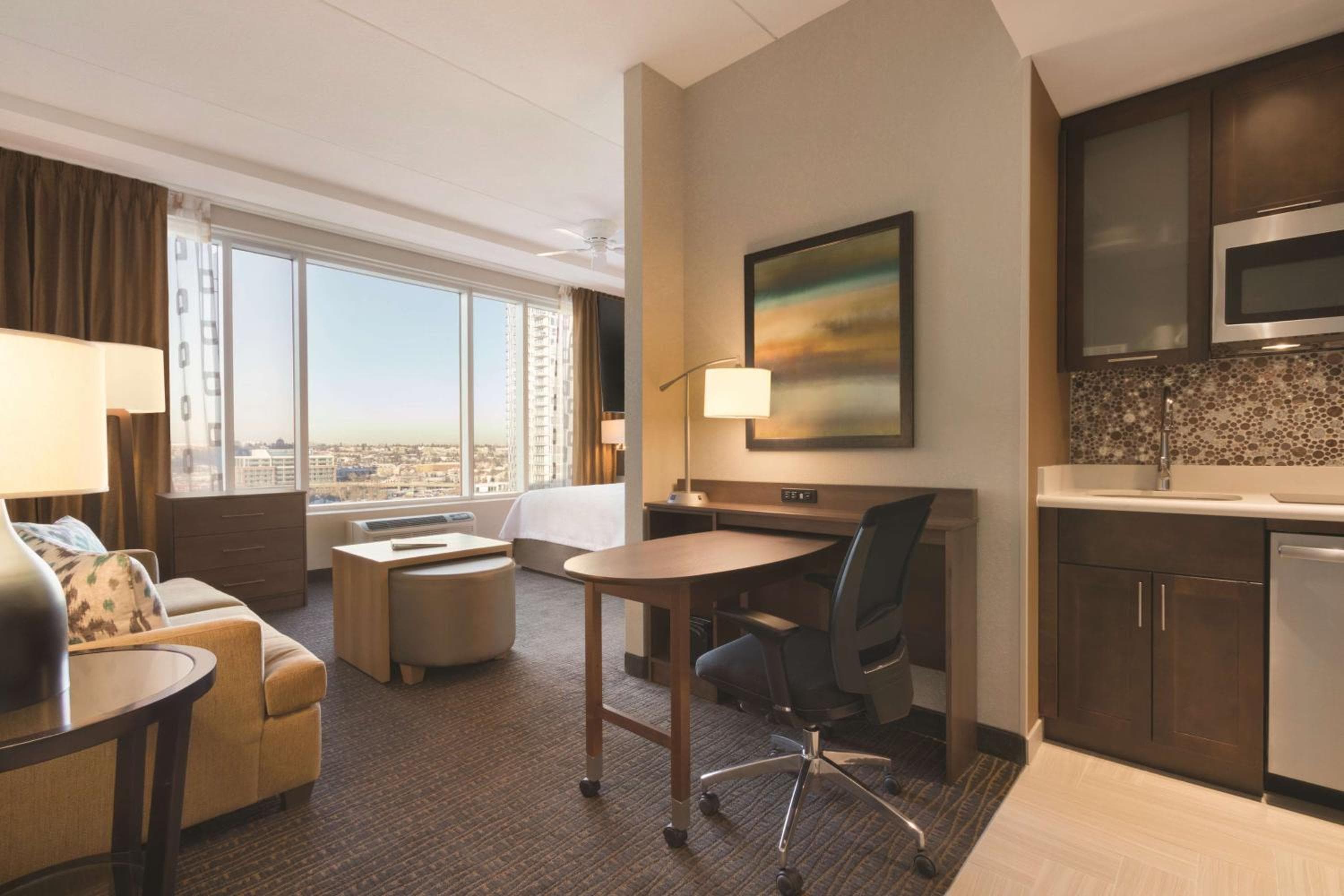 Homewood Suites by Hilton Calgary Downtown