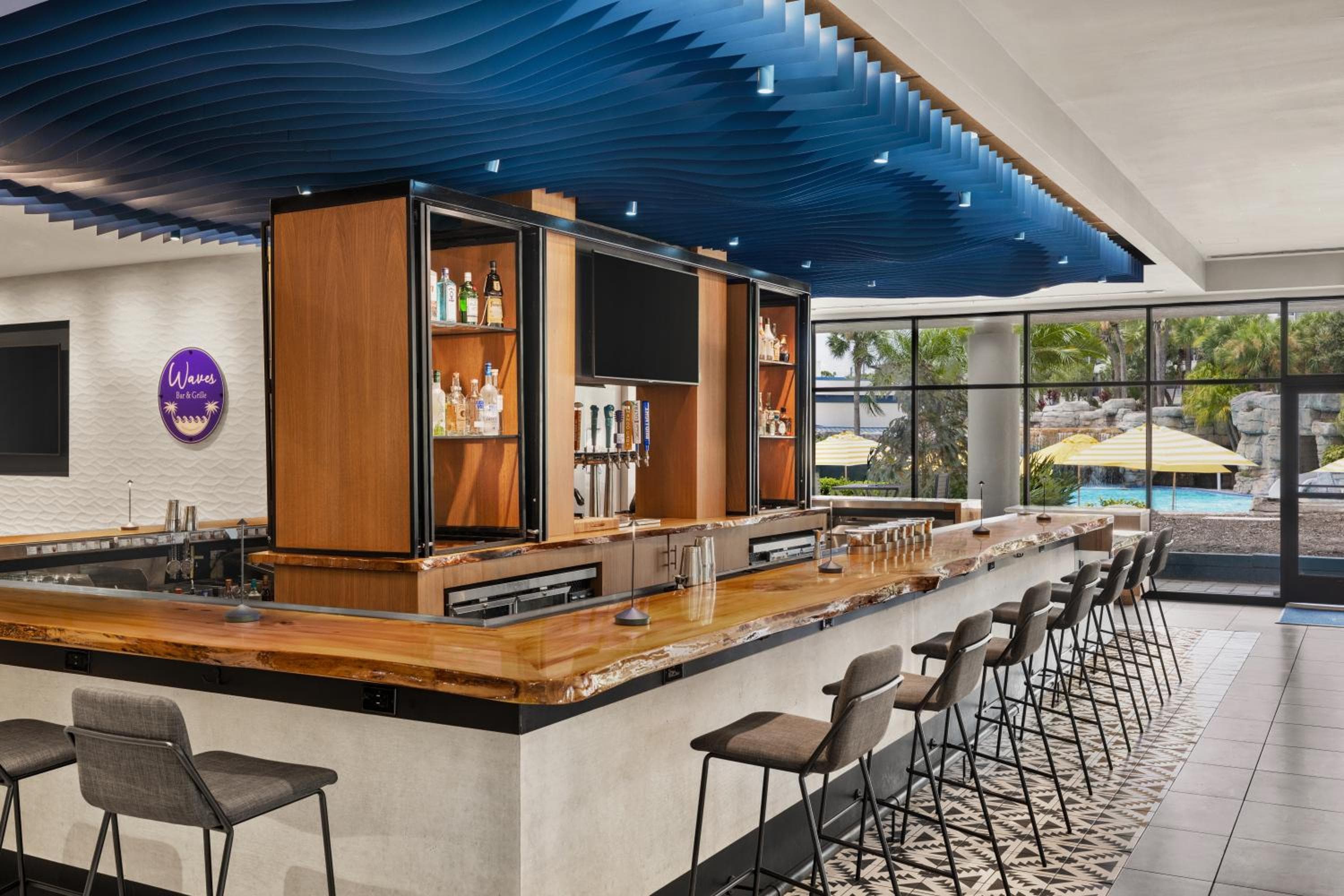 Delta Hotels by Marriott Orlando Celebration: lounge