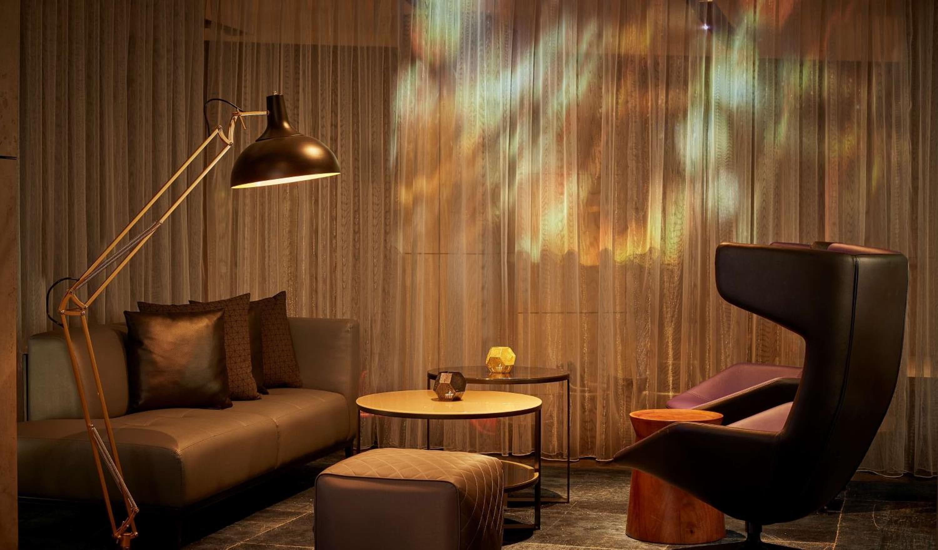 Park Plaza London Waterloo: hotel reception