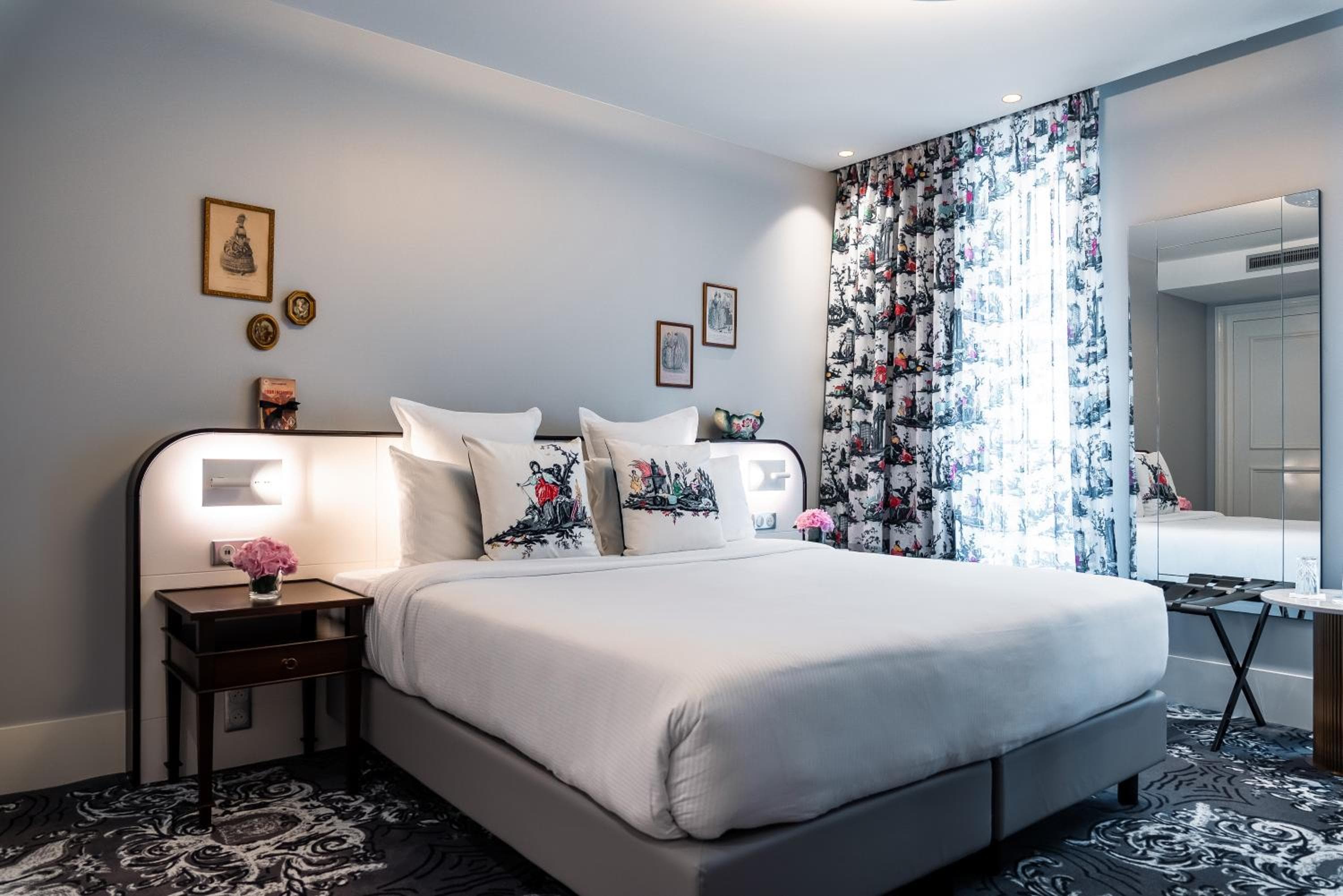Normandy Le Chantier: hotel room