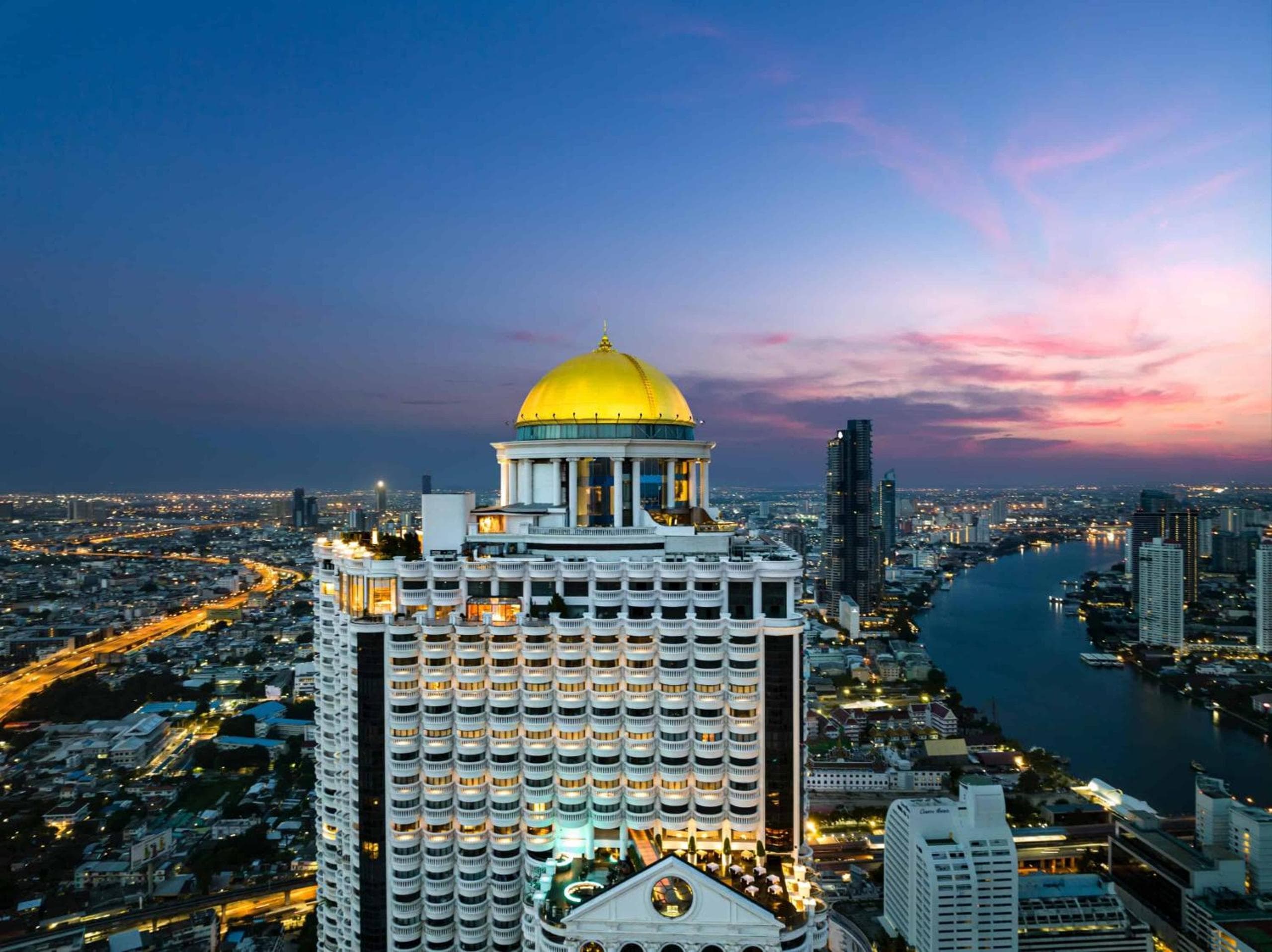 Tower Club at lebua: building