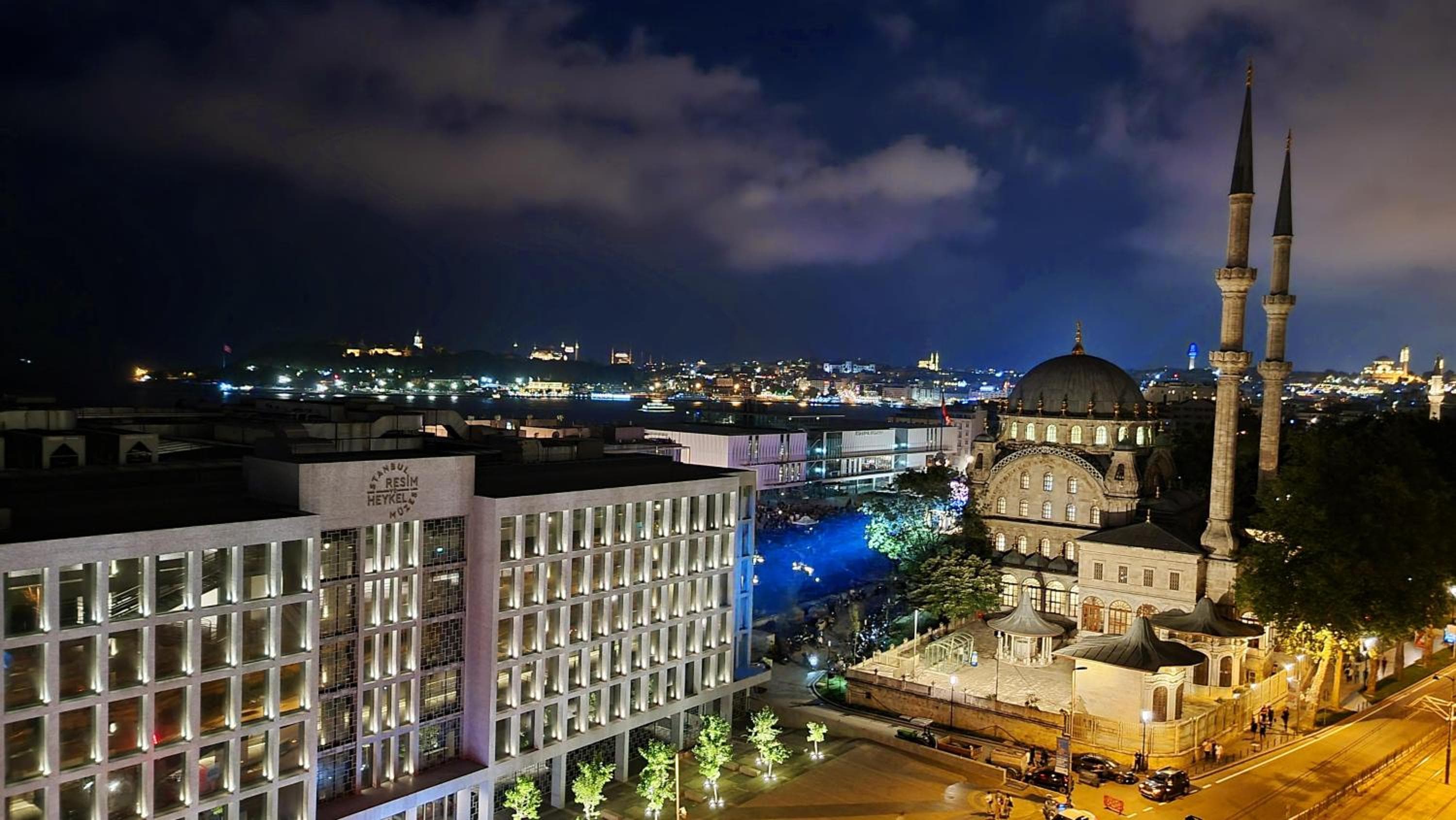 Port Bosphorus Hotel: building