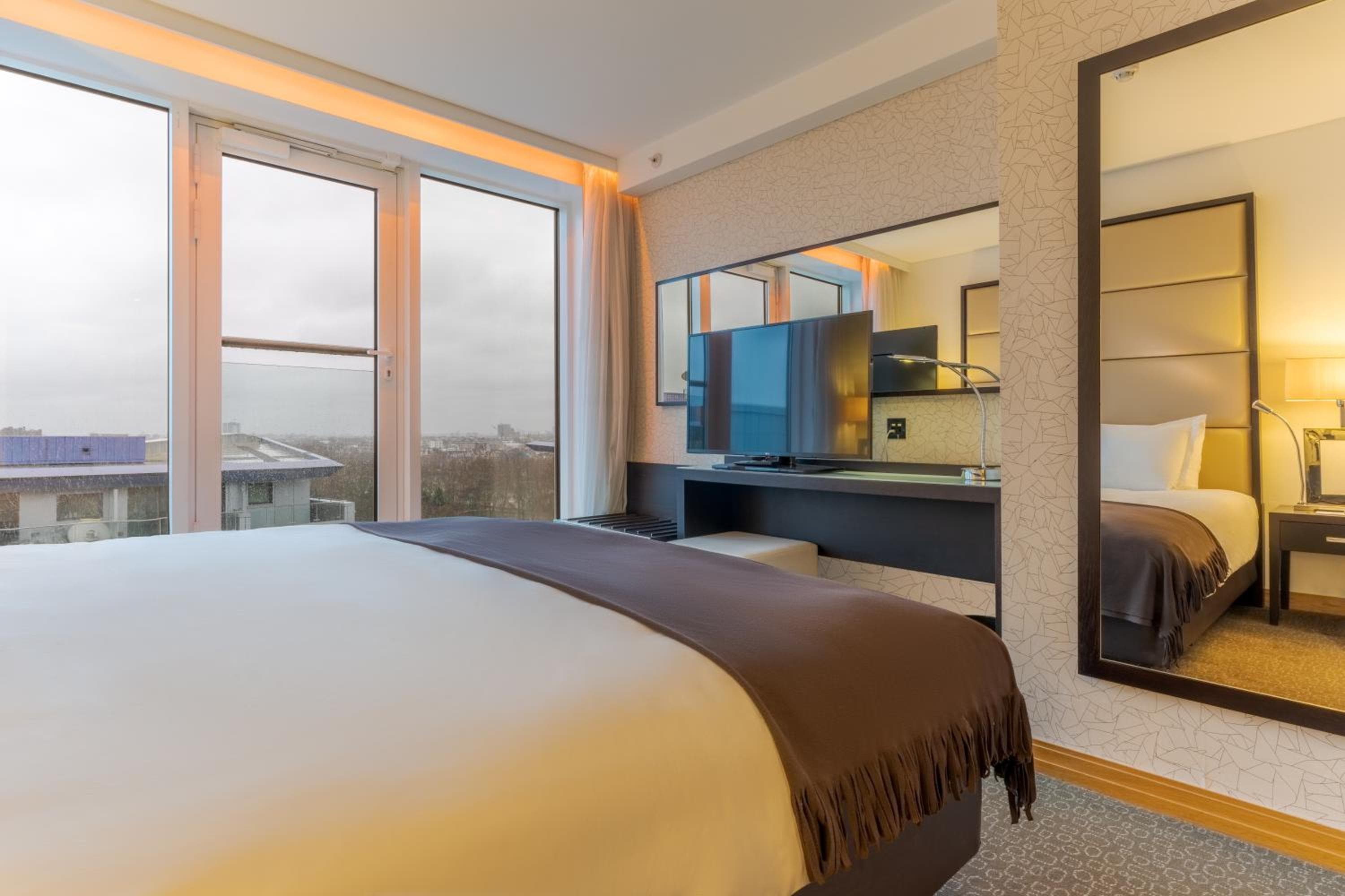Pestana Chelsea Bridge Hotel & SPA: hotel room