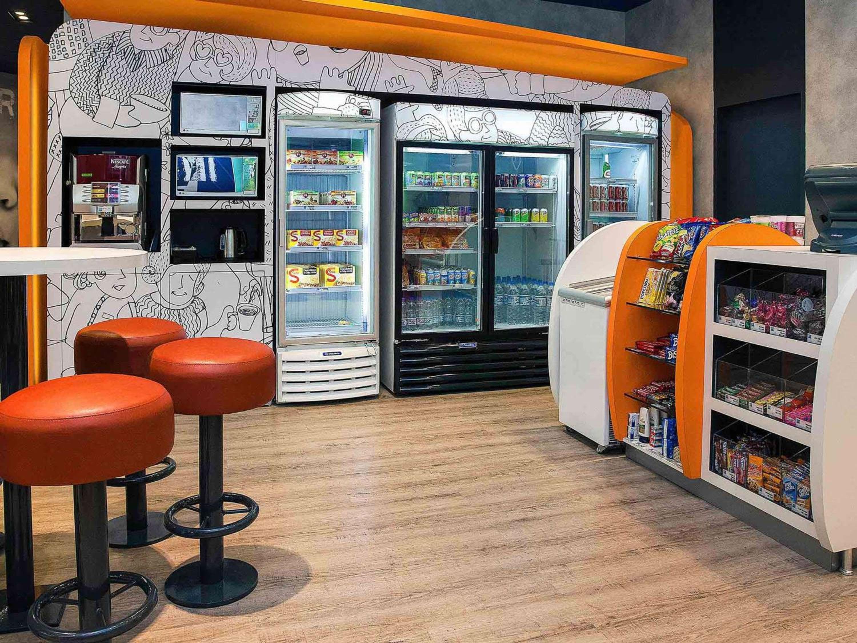 ibis budget Sao Paulo Paraiso: dining