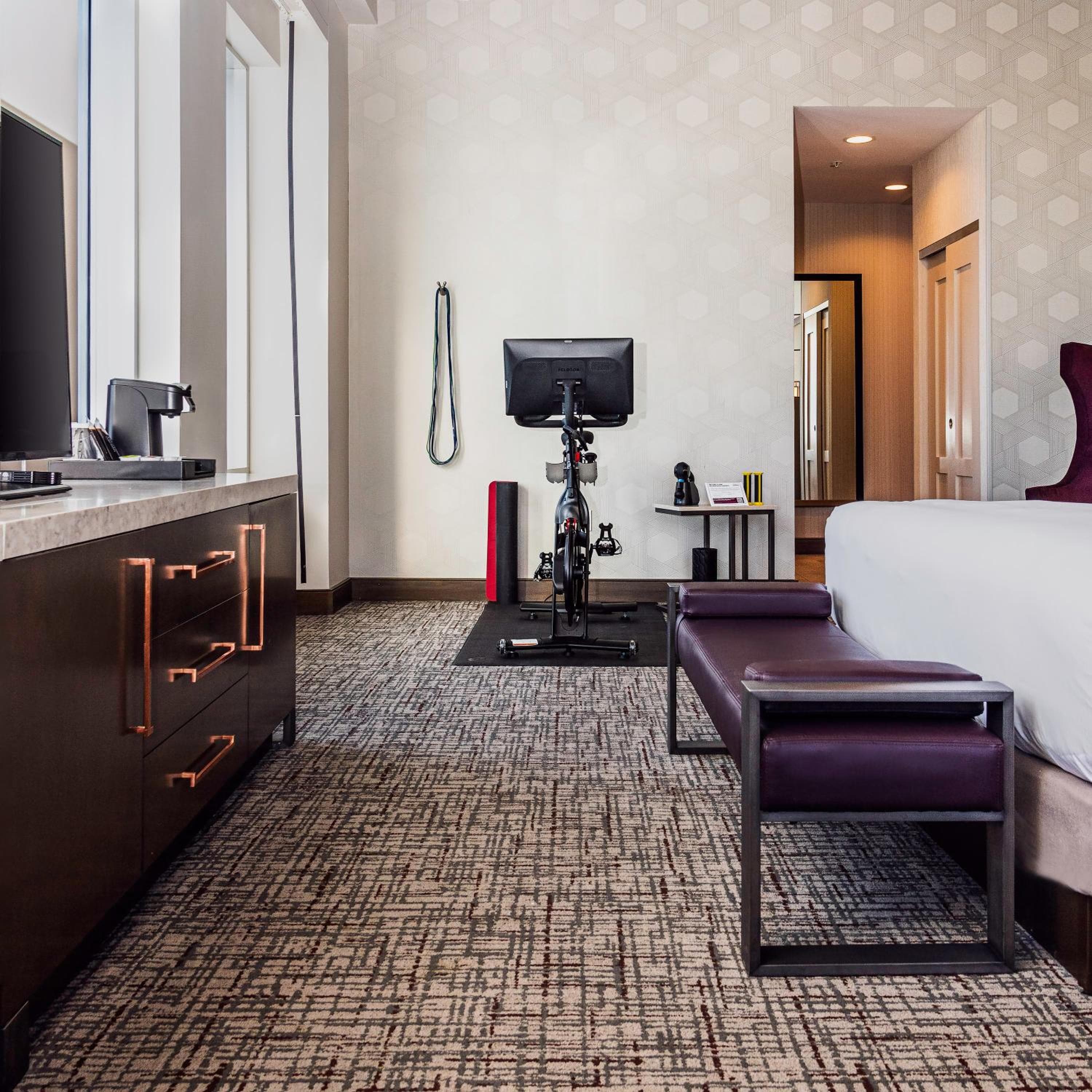 H Hotel Los Angeles, Curio Collection By Hilton