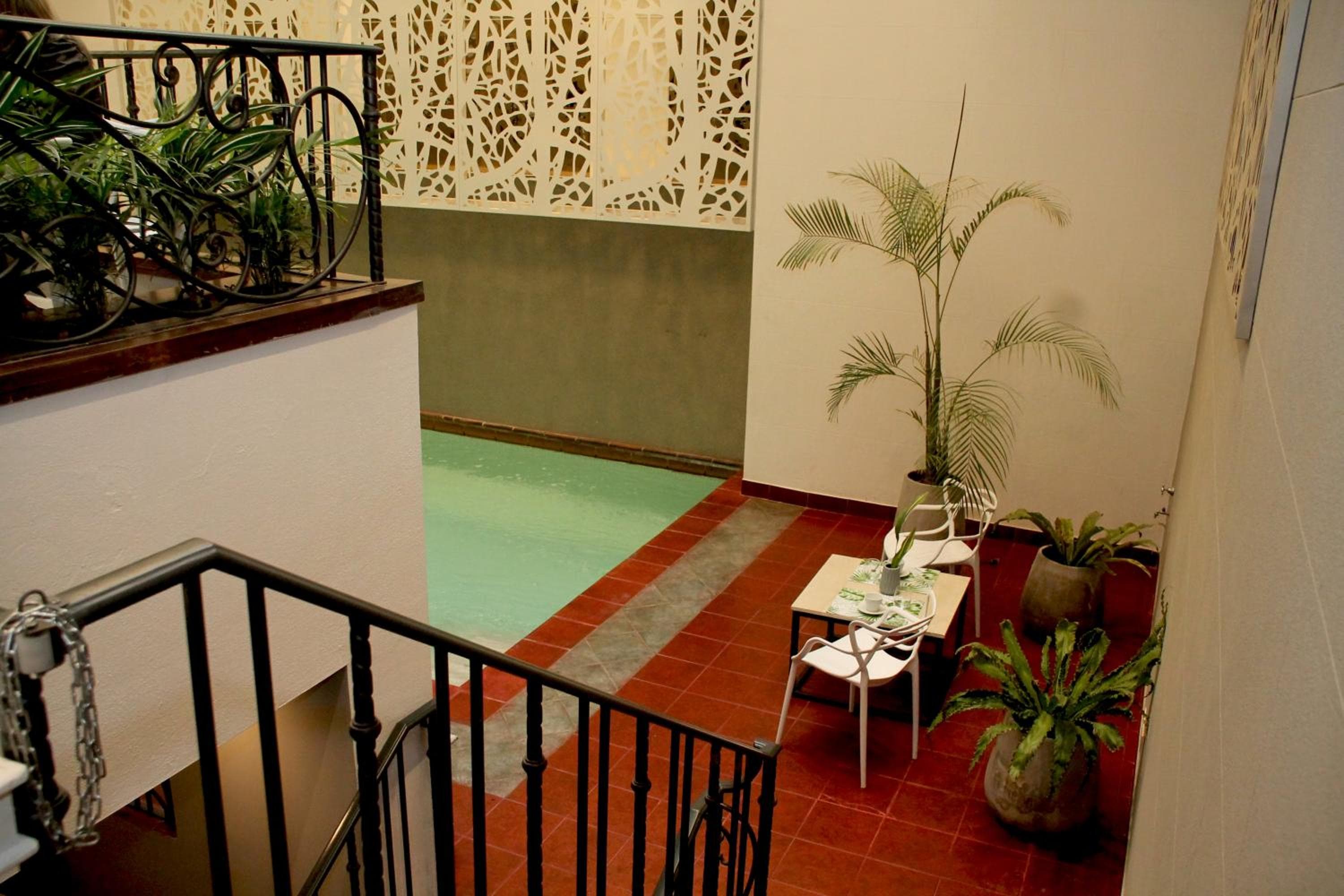 Gardi Hotel & Suites: recepcion & lobby