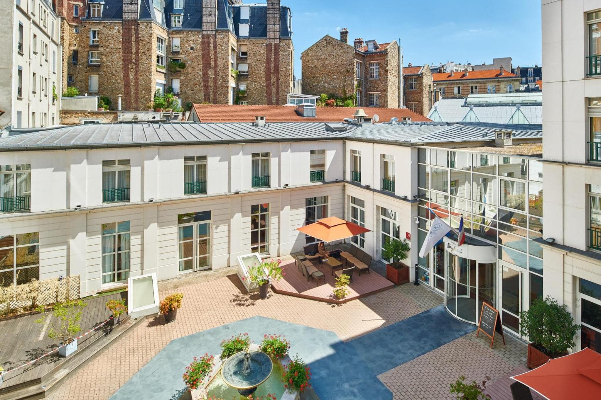Hotel Vacances Bleues Villa Modigliani: building