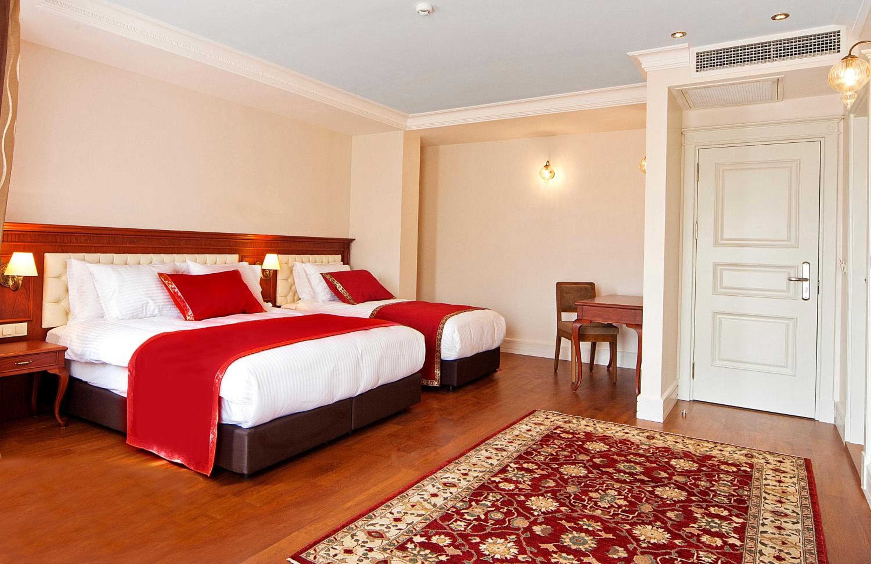 Aren Suites: hotel room