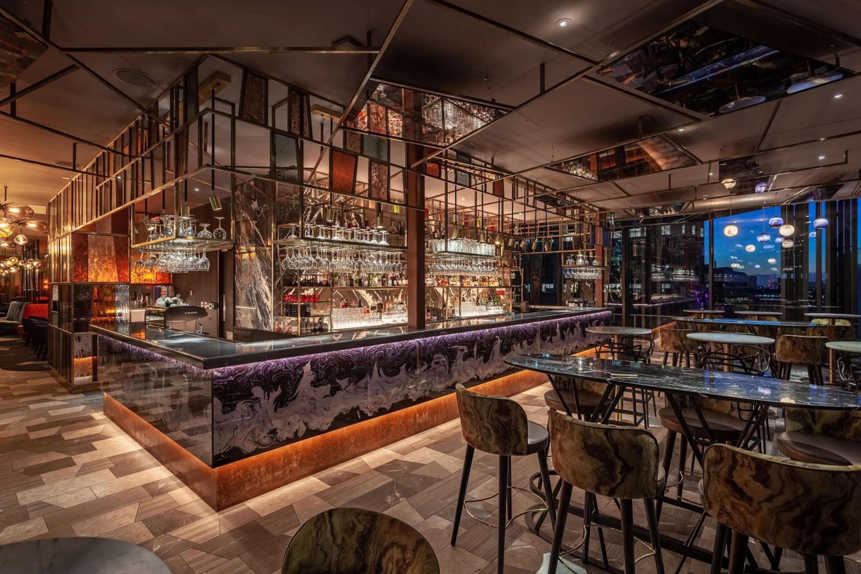 DoubleTree by Hilton Hotel London - Tower of London: dining