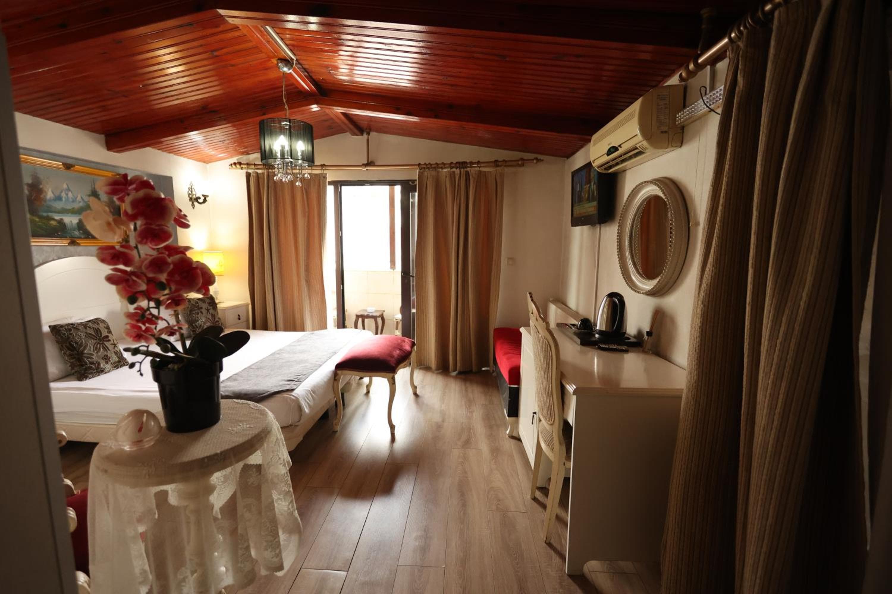 Asmali Hotel