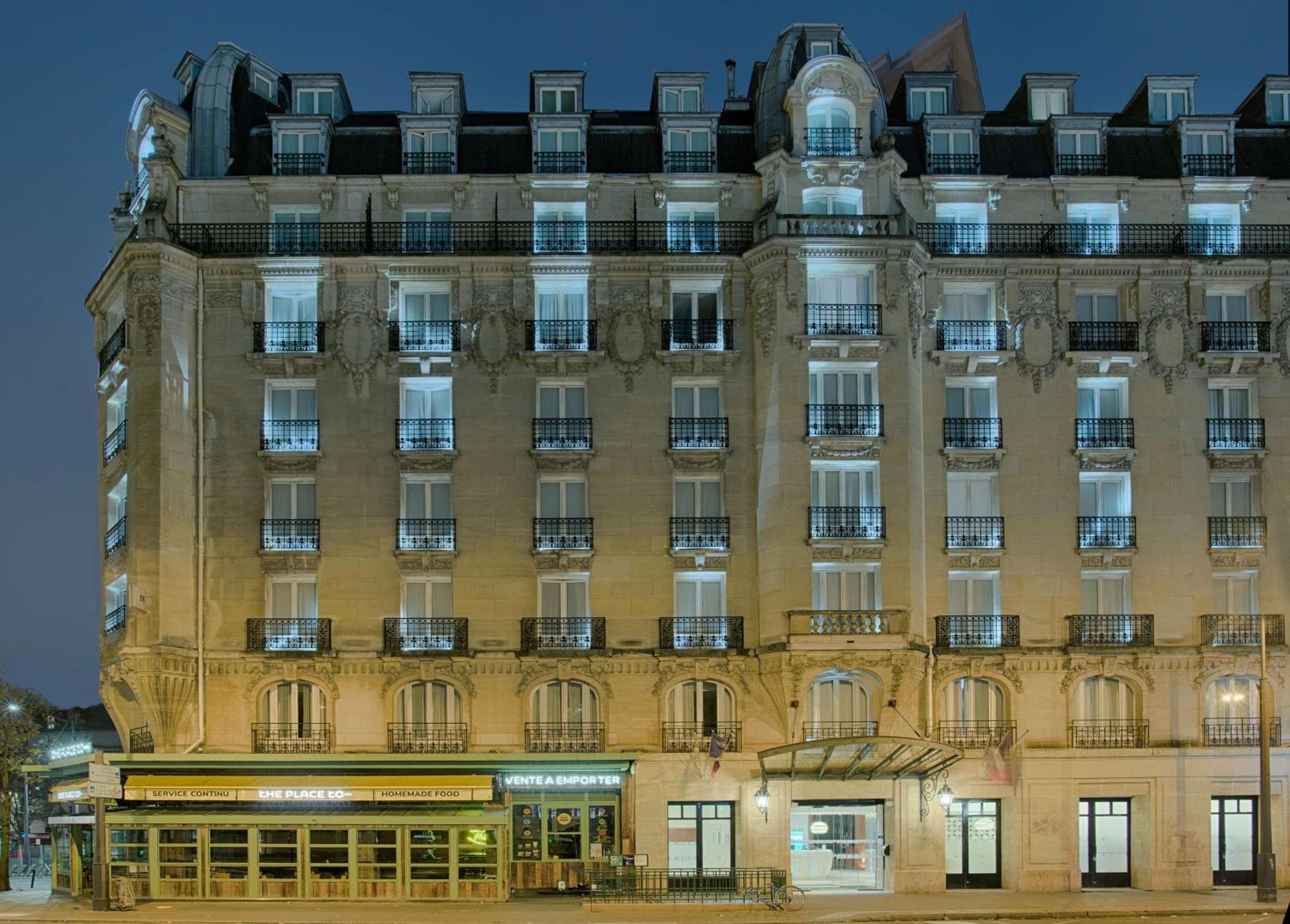 NH Paris Gare de l'Est: building