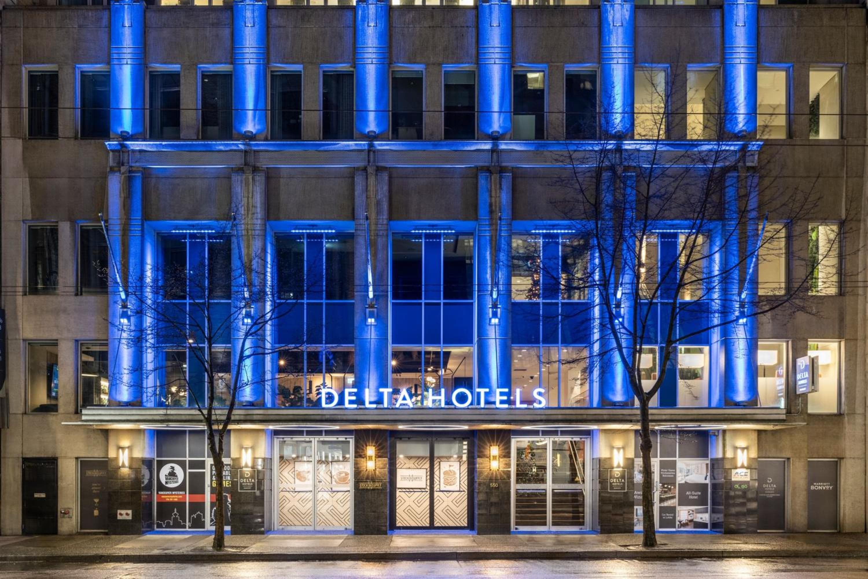 Delta Hotels by Marriott Vancouver Downtown Suites - Downtown Vancouver: building