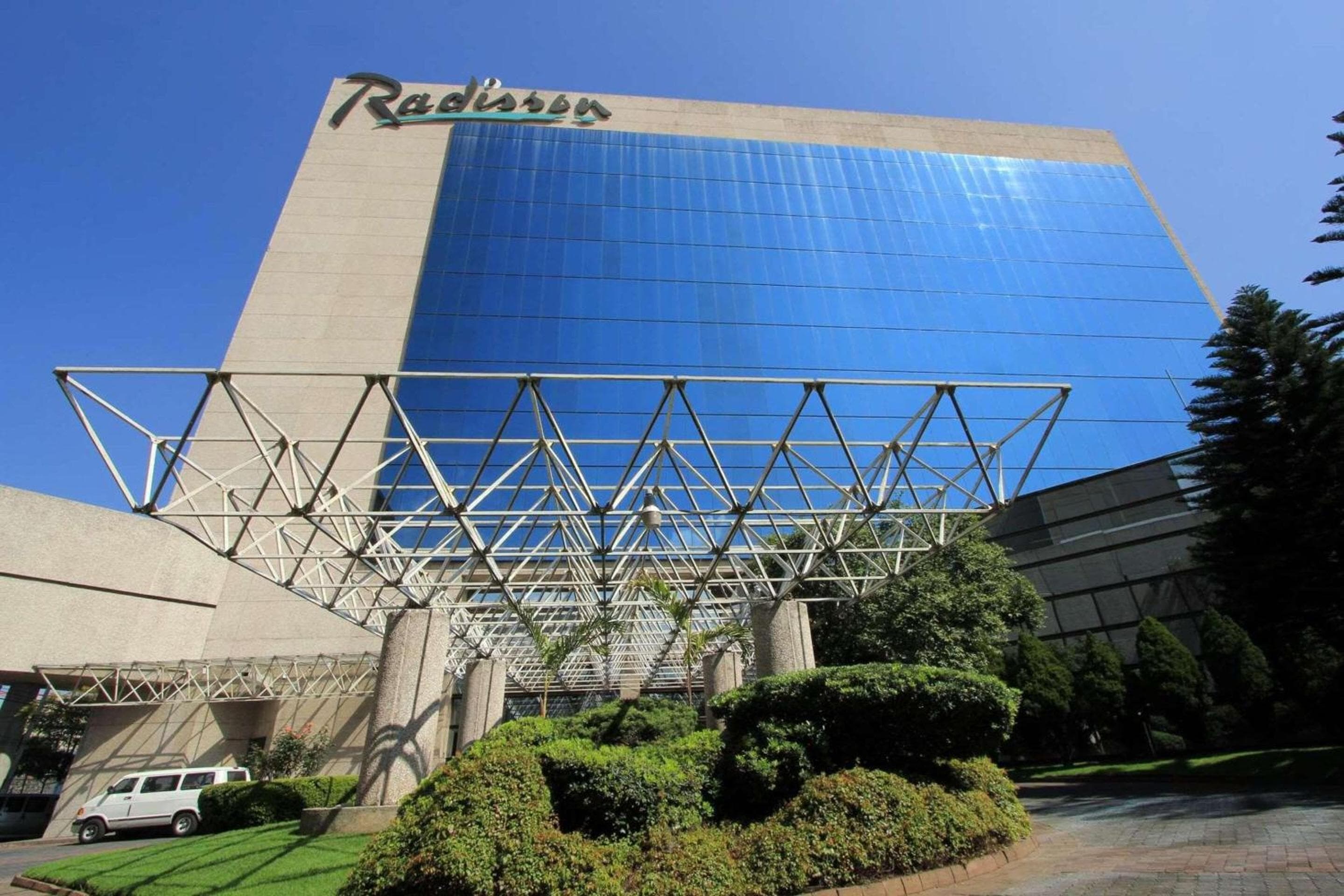Radisson Paraiso Hotel Mexico City: building