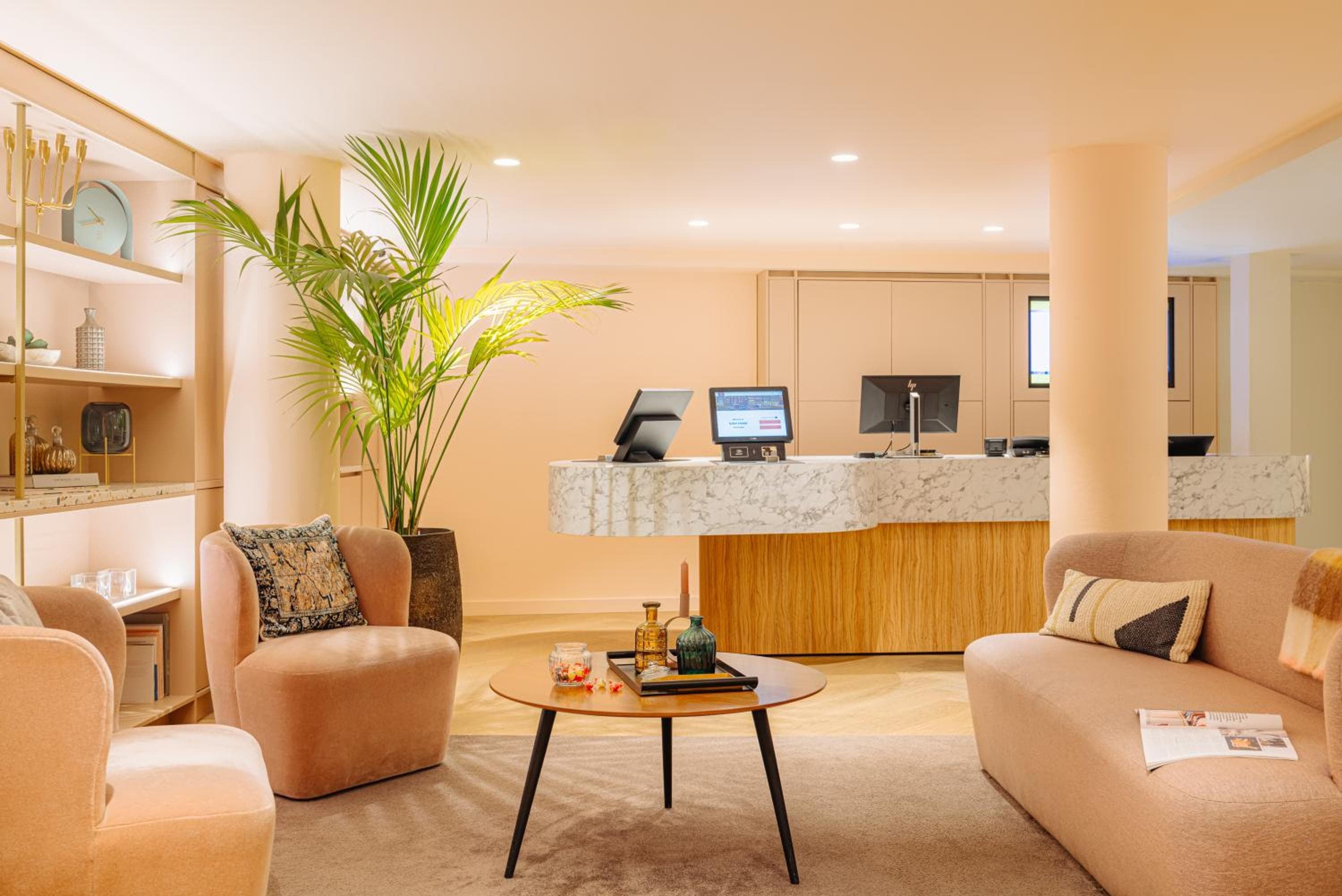 NYX Hotel Amsterdam Rembrandt Square: recepcion & lobby