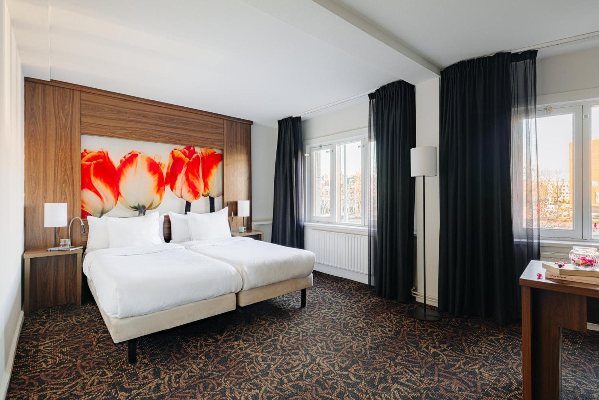 NYX Hotel Amsterdam Rembrandt Square: hotel room