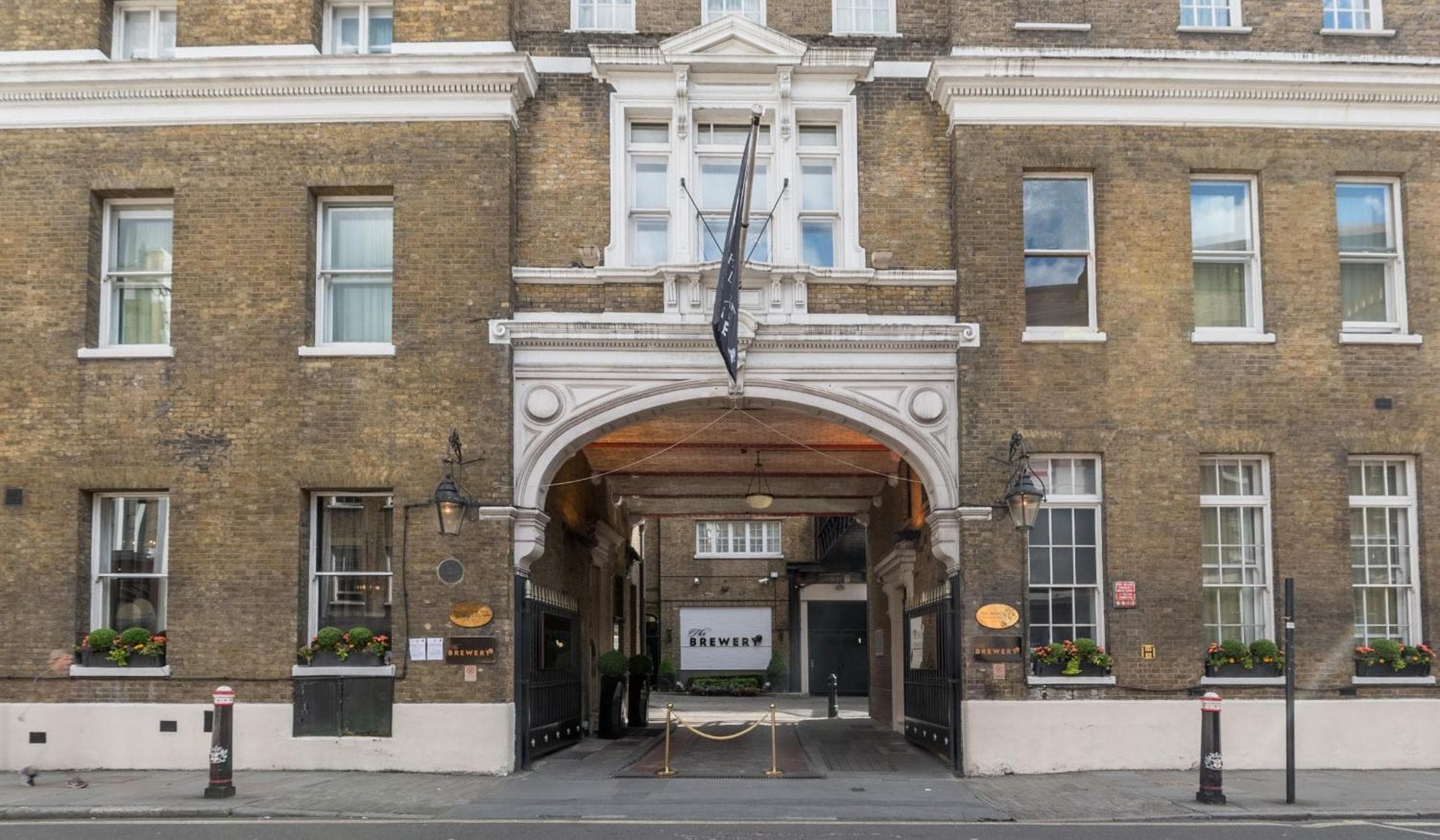 Montcalm Brewery, London City: building