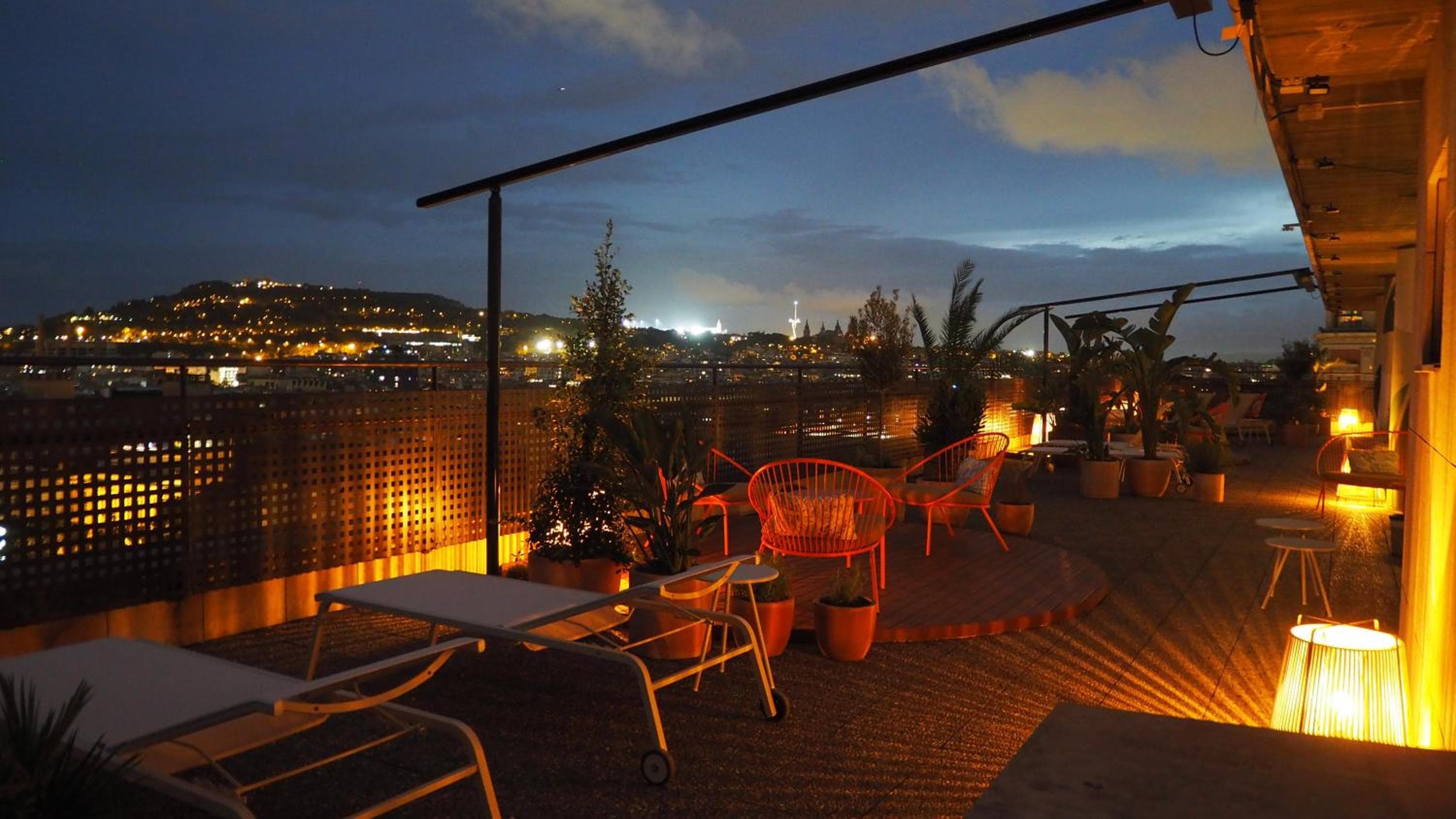 Citadines Ramblas Barcelona: balance & terrace