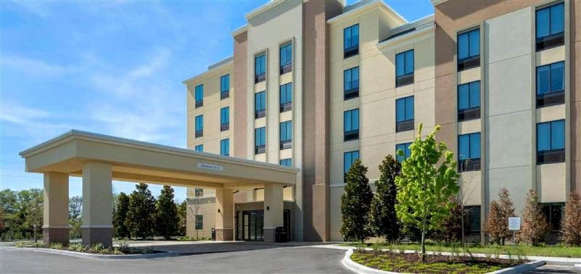 Pestana Orlando Suites - Lake Buena Vista: building