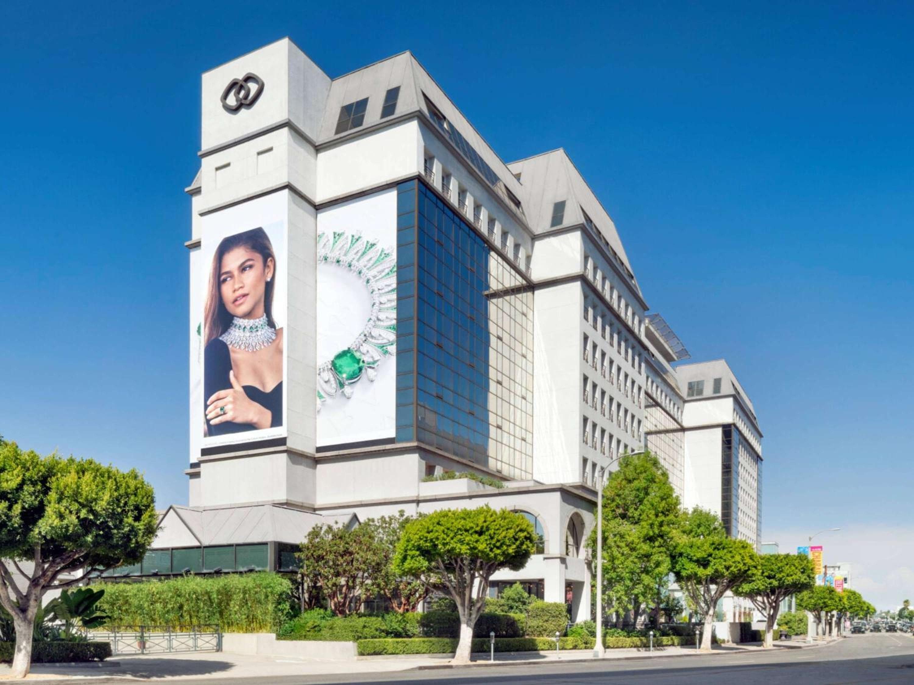 Hotel Sofitel Los Angeles at Beverly Hills: building