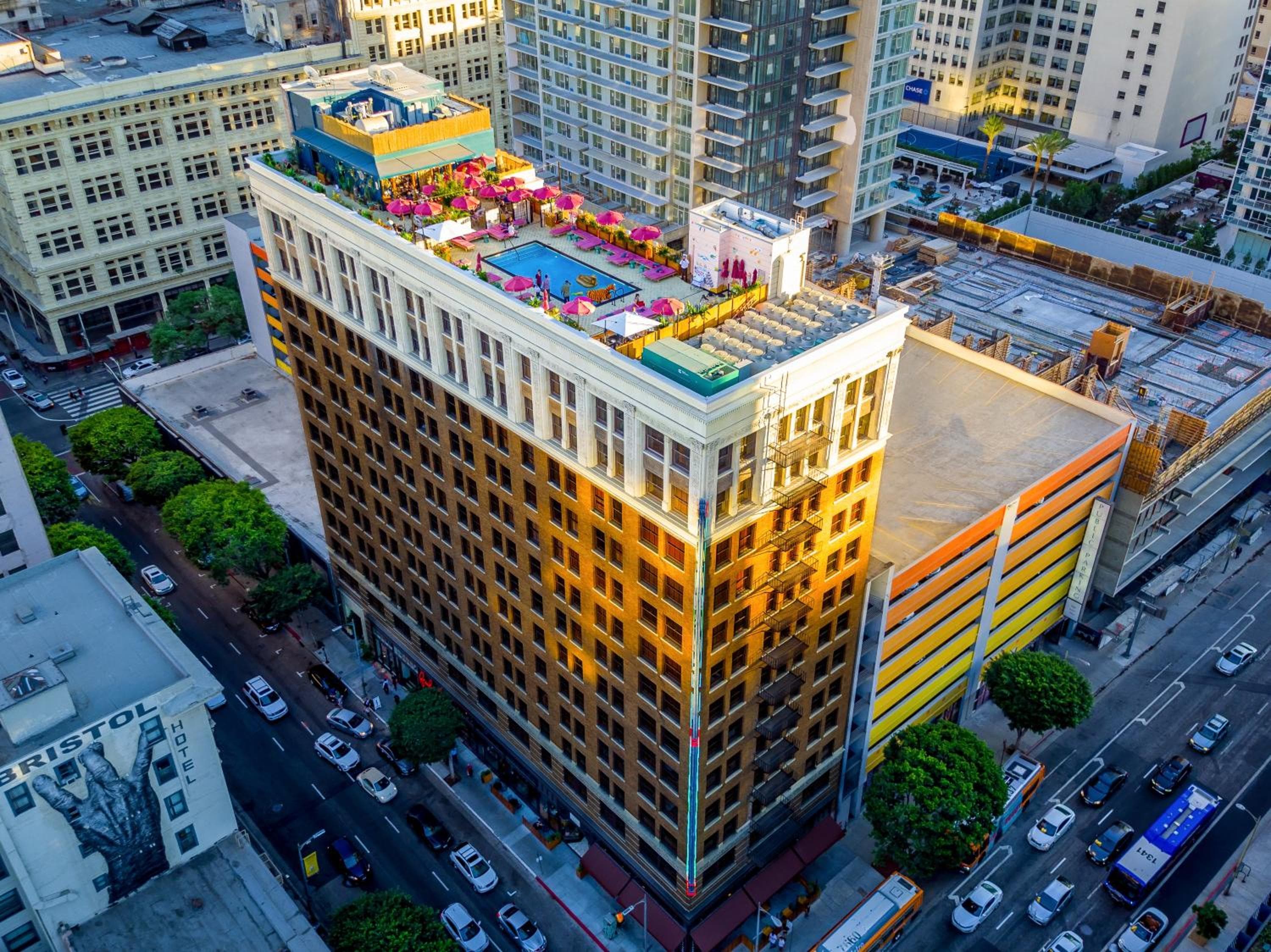 Freehand Los Angeles: building