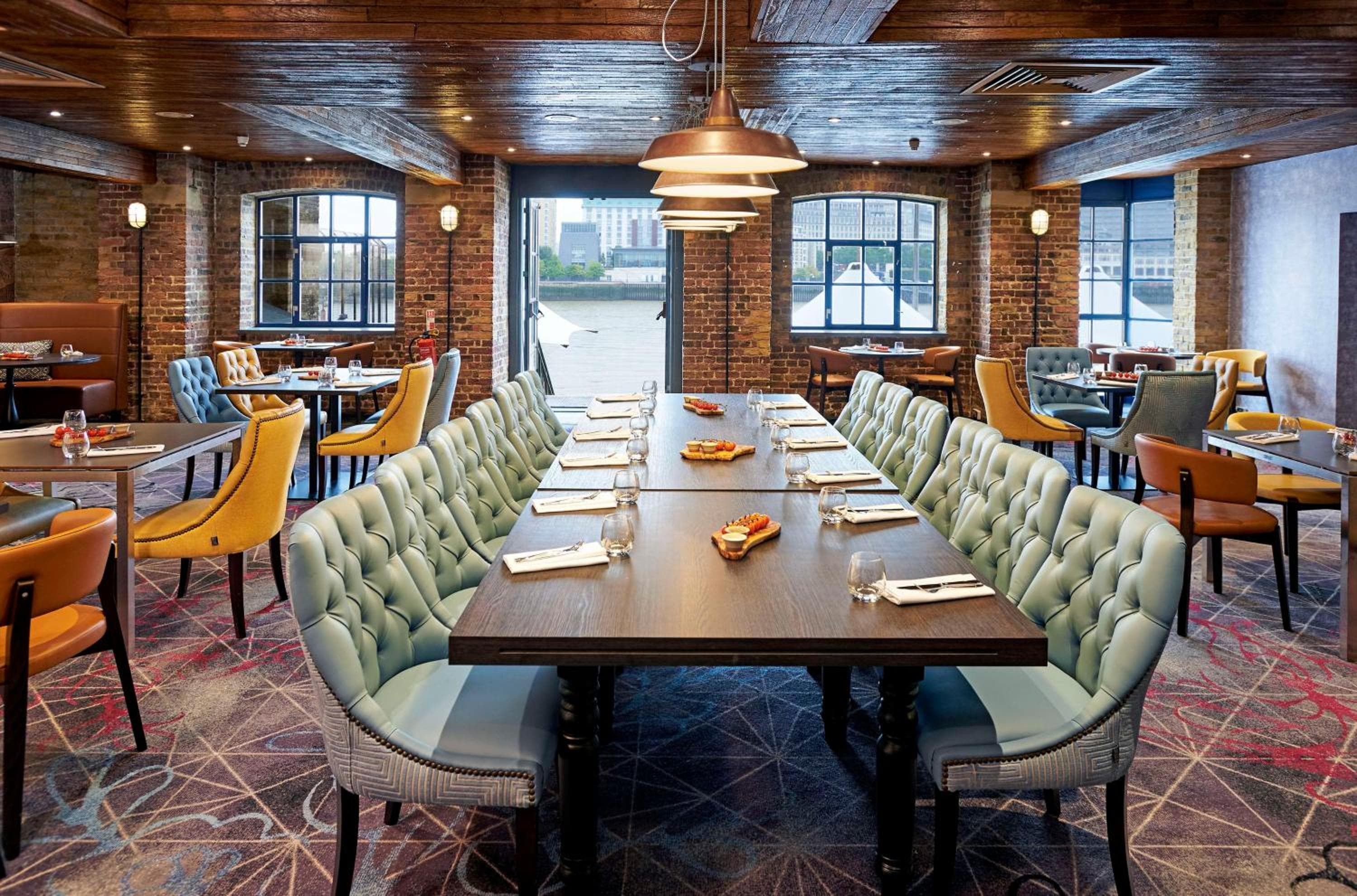 a&o London Docklands Riverside: restaurant