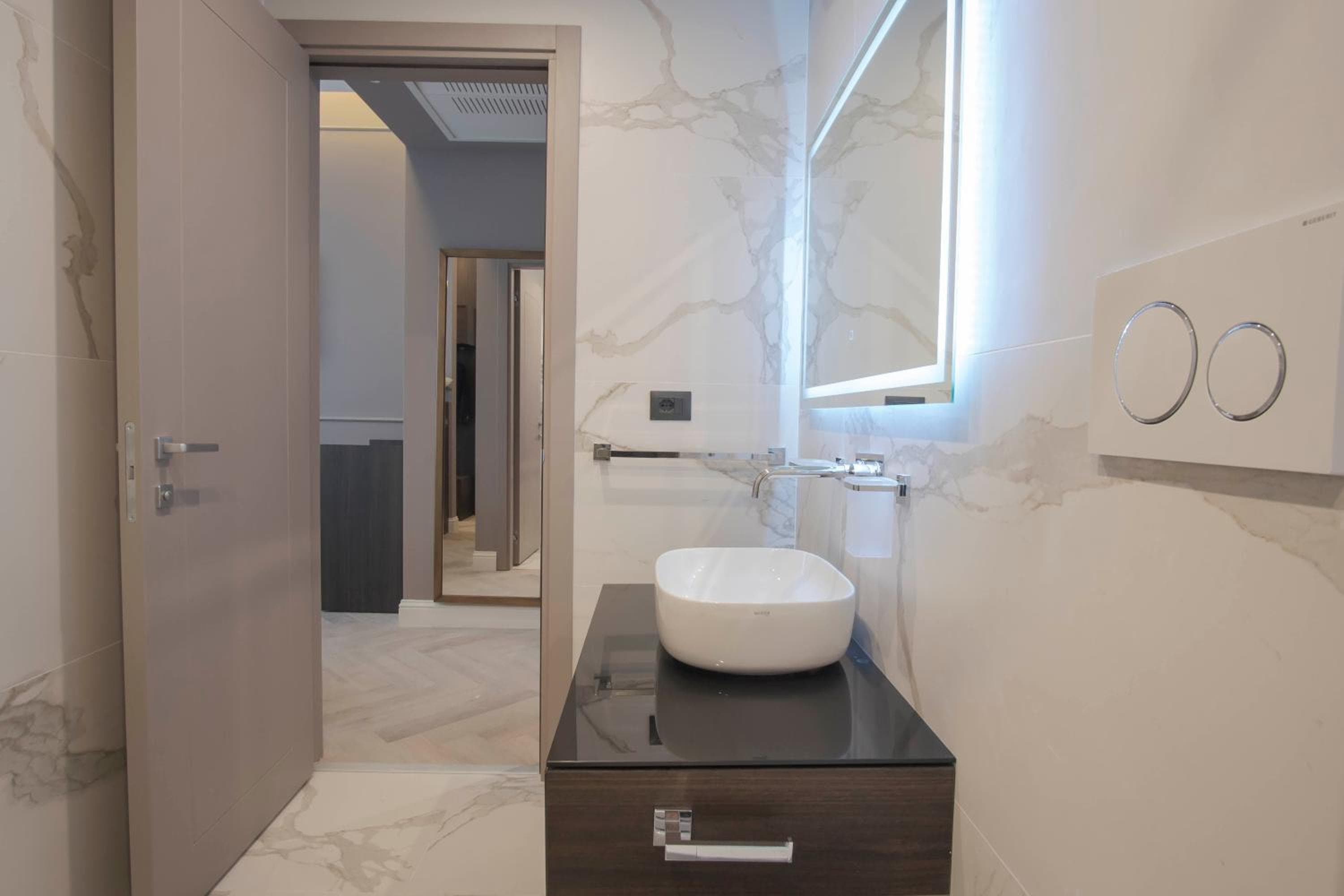 Hotel Viminale: bathroom