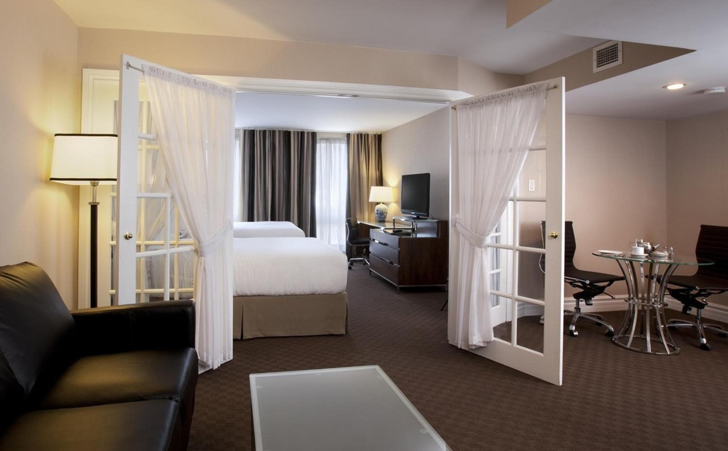 Hôtel Le Cantlie Suites: hotel room